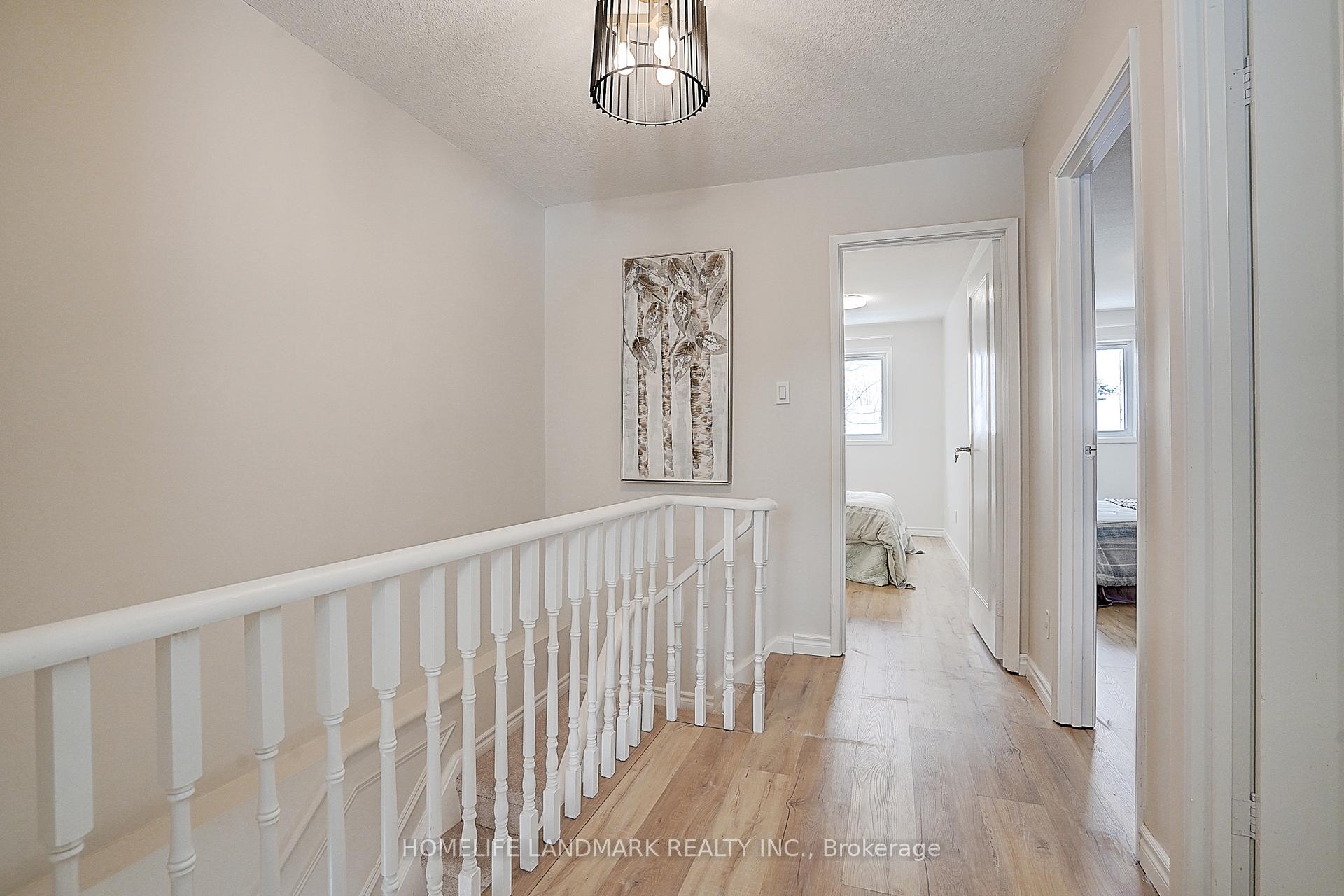 Photo 22 of 38 West Borough Street, Markham, Aileen-Willowbrook — HOMEH