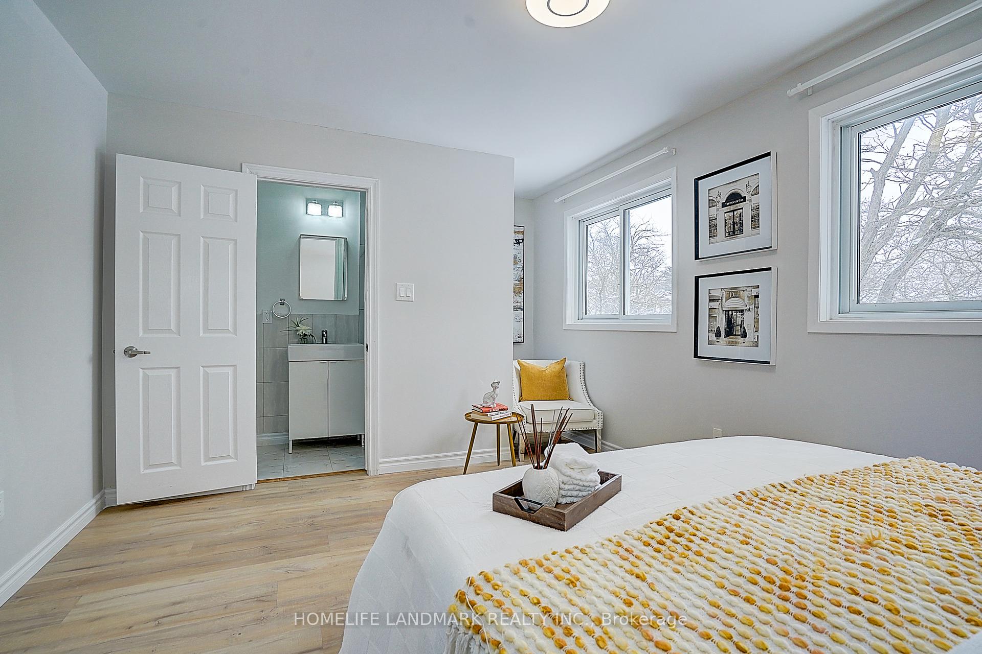 Photo 26 of 38 West Borough Street, Markham, Aileen-Willowbrook — HOMEH