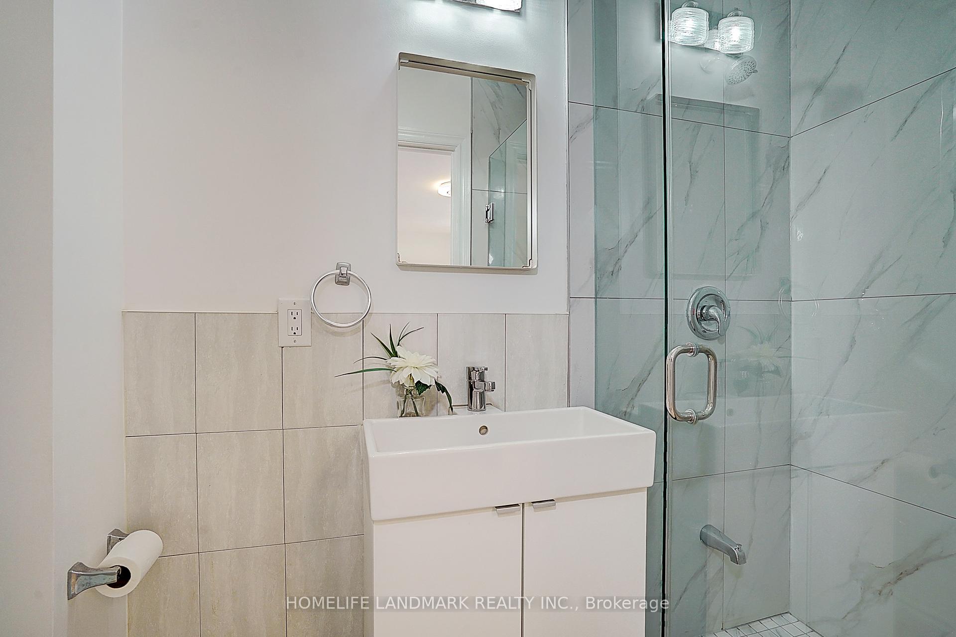 Photo 27 of 38 West Borough Street, Markham, Aileen-Willowbrook — HOMEH