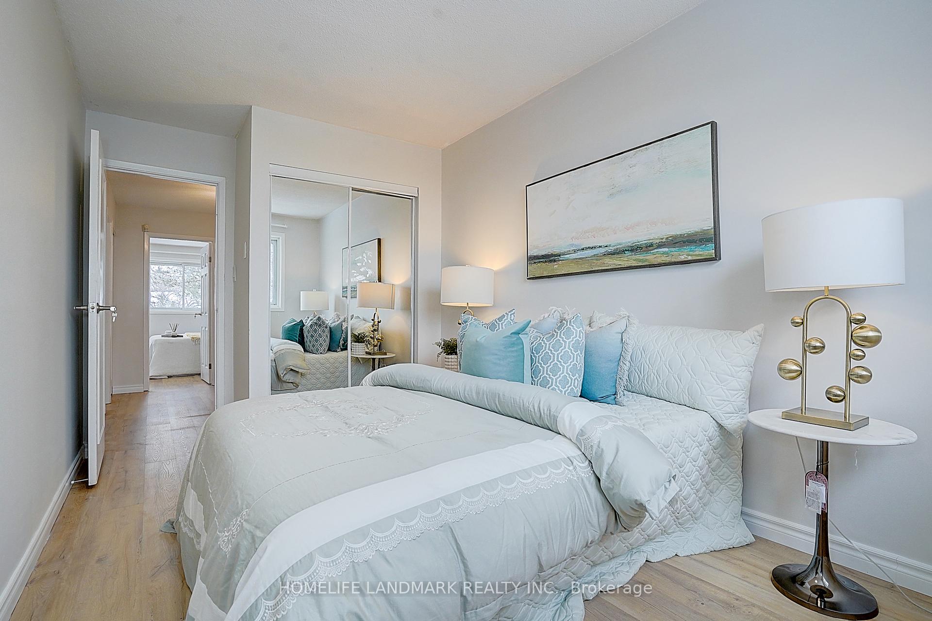 Photo 29 of 38 West Borough Street, Markham, Aileen-Willowbrook — HOMEH