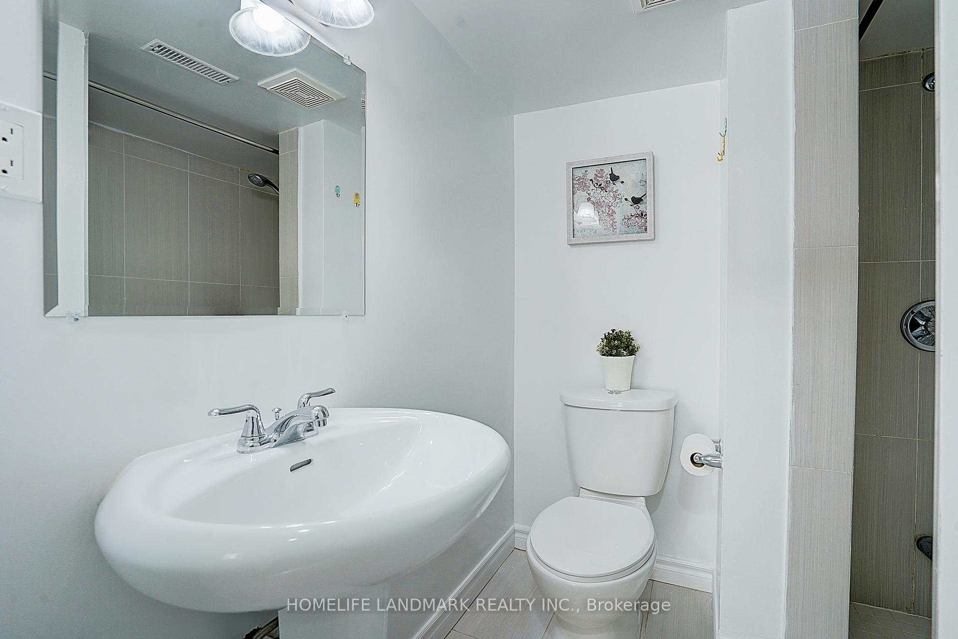 Photo 38 of 38 West Borough Street, Markham, Aileen-Willowbrook — HOMEH