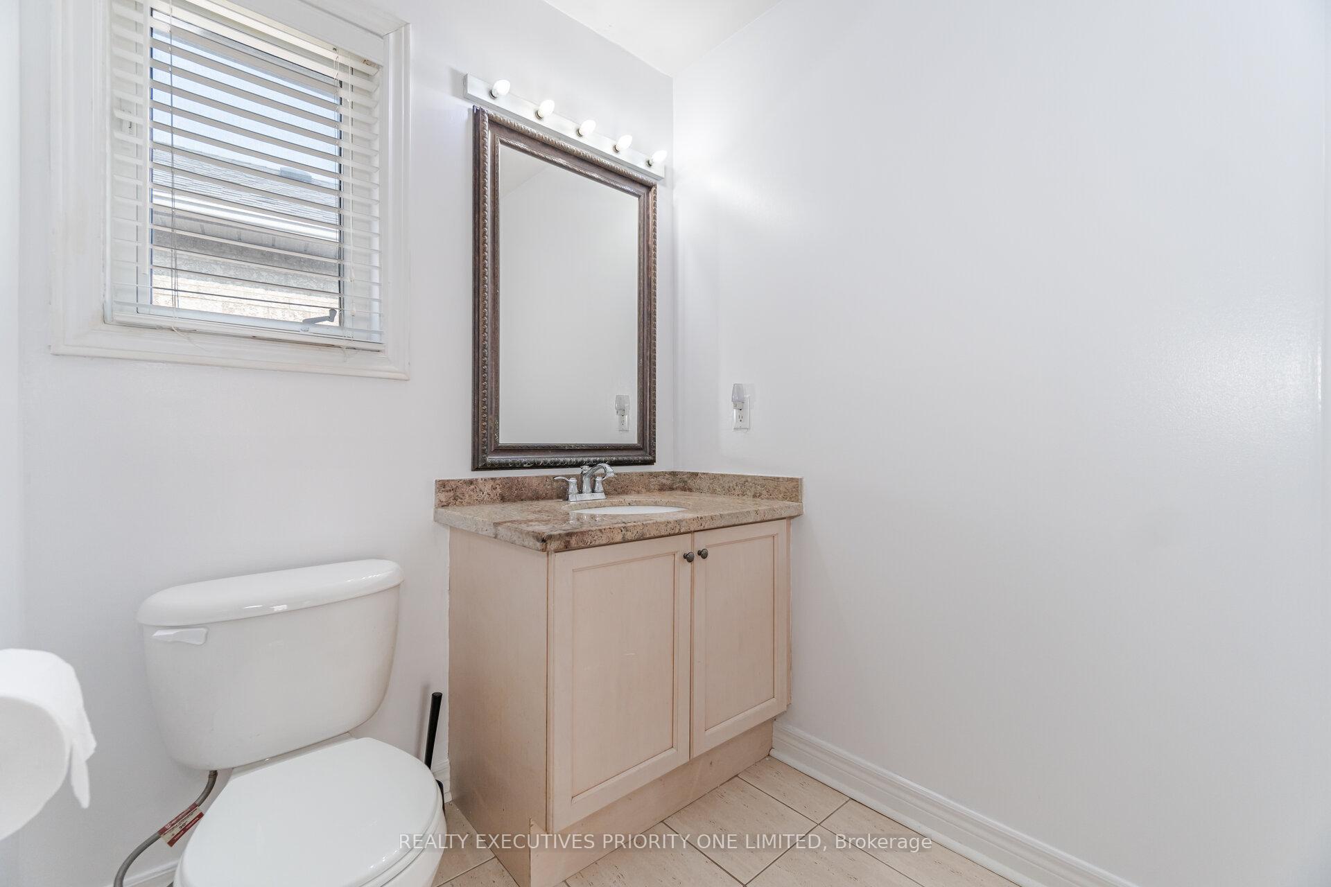 Photo 30 of 105 Solway Avenue, Vaughan, Maple — HOMEH