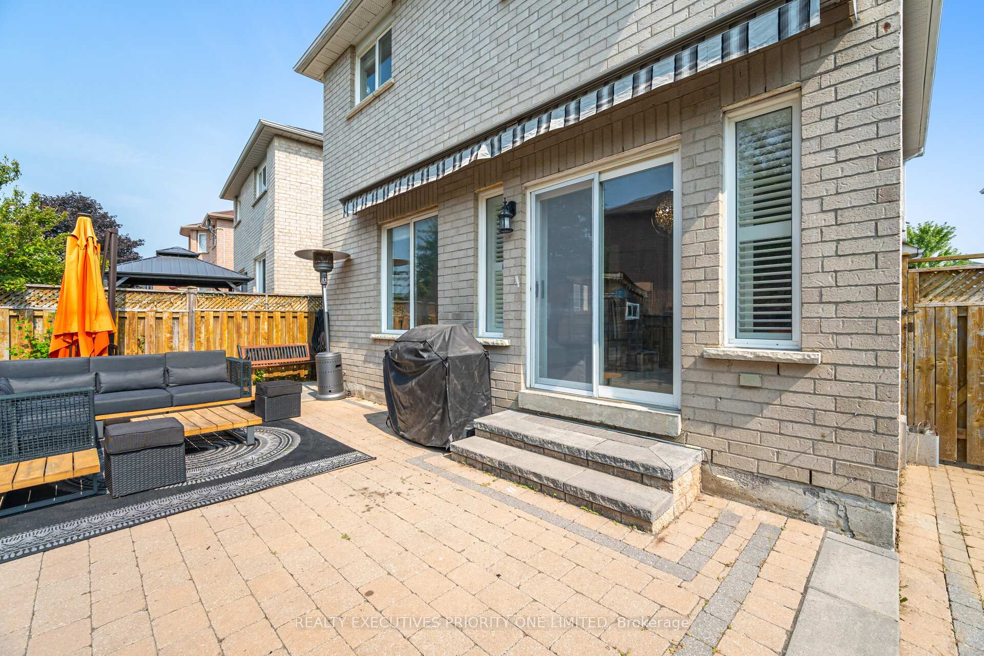 Photo 38 of 105 Solway Avenue, Vaughan, Maple — HOMEH