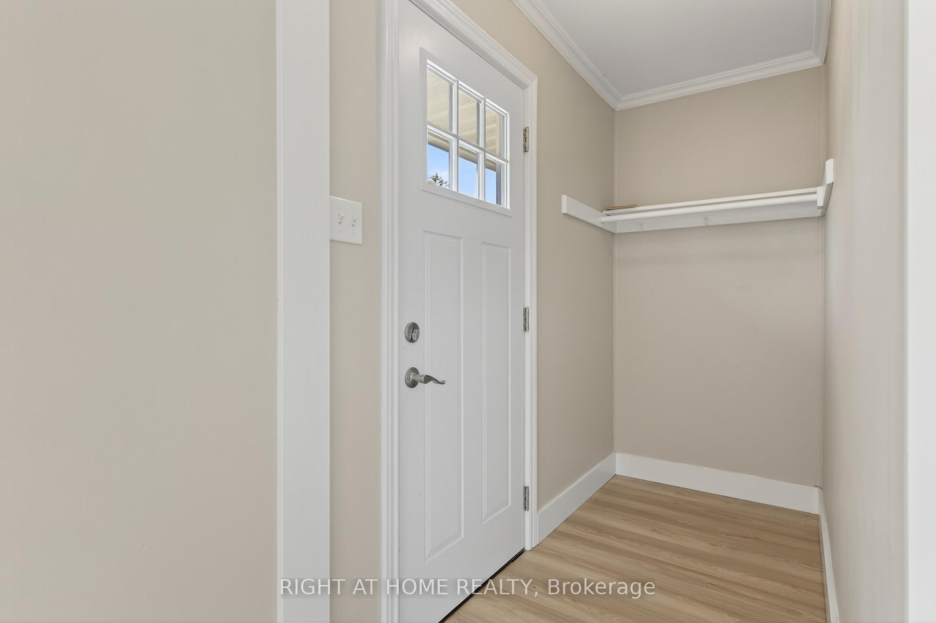 Photo 13 of 11 Newton Street, Barrie, Wellington — HOMEH