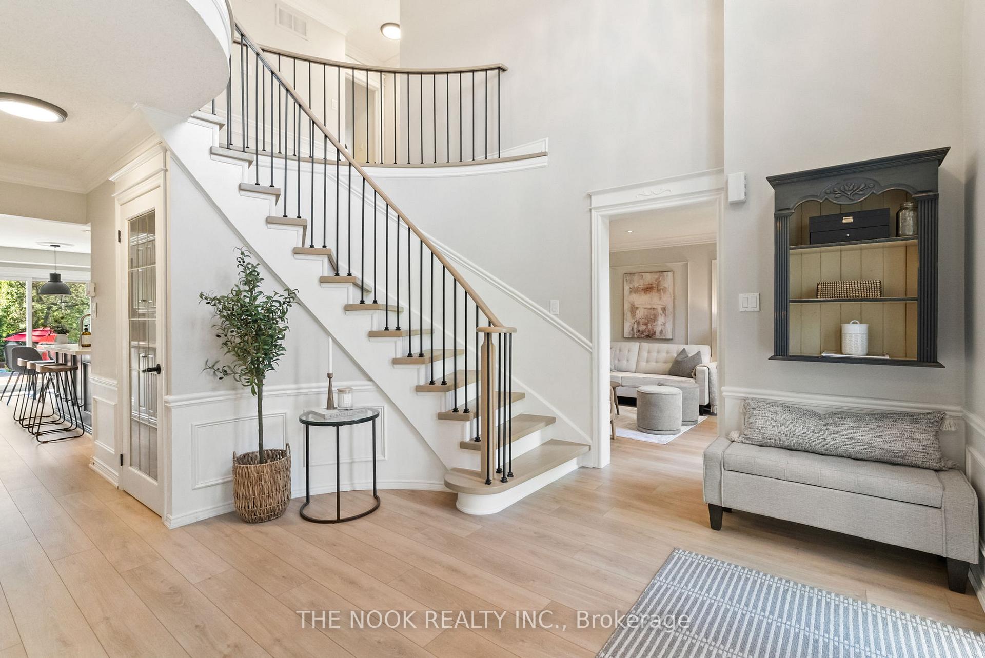 Photo 4 of 3 Ramsden Court, Whitby, Lynde Creek — HOMEH