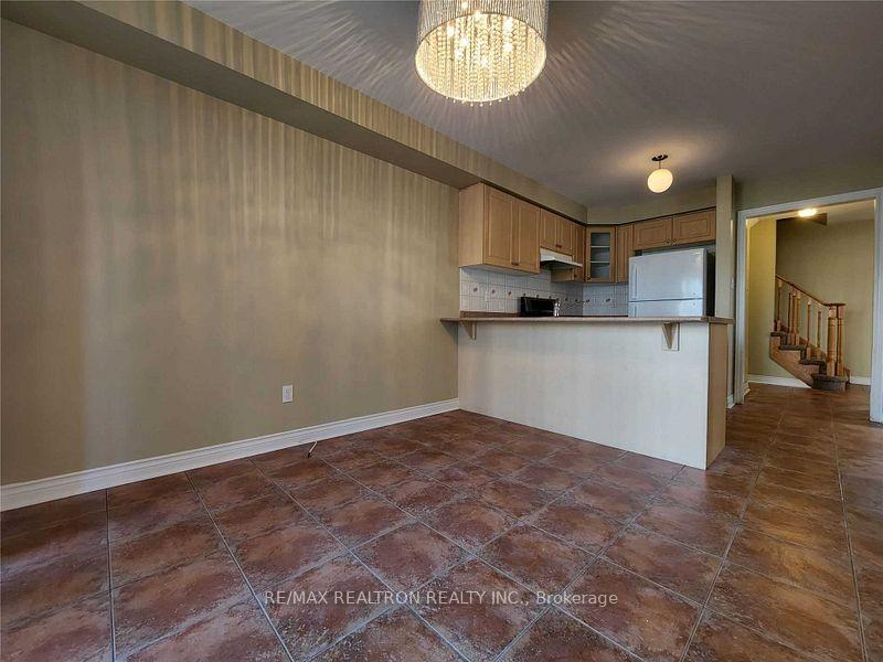 Photo 7 of 35 Chatterson Street, Whitby, Rolling Acres — HOMEH
