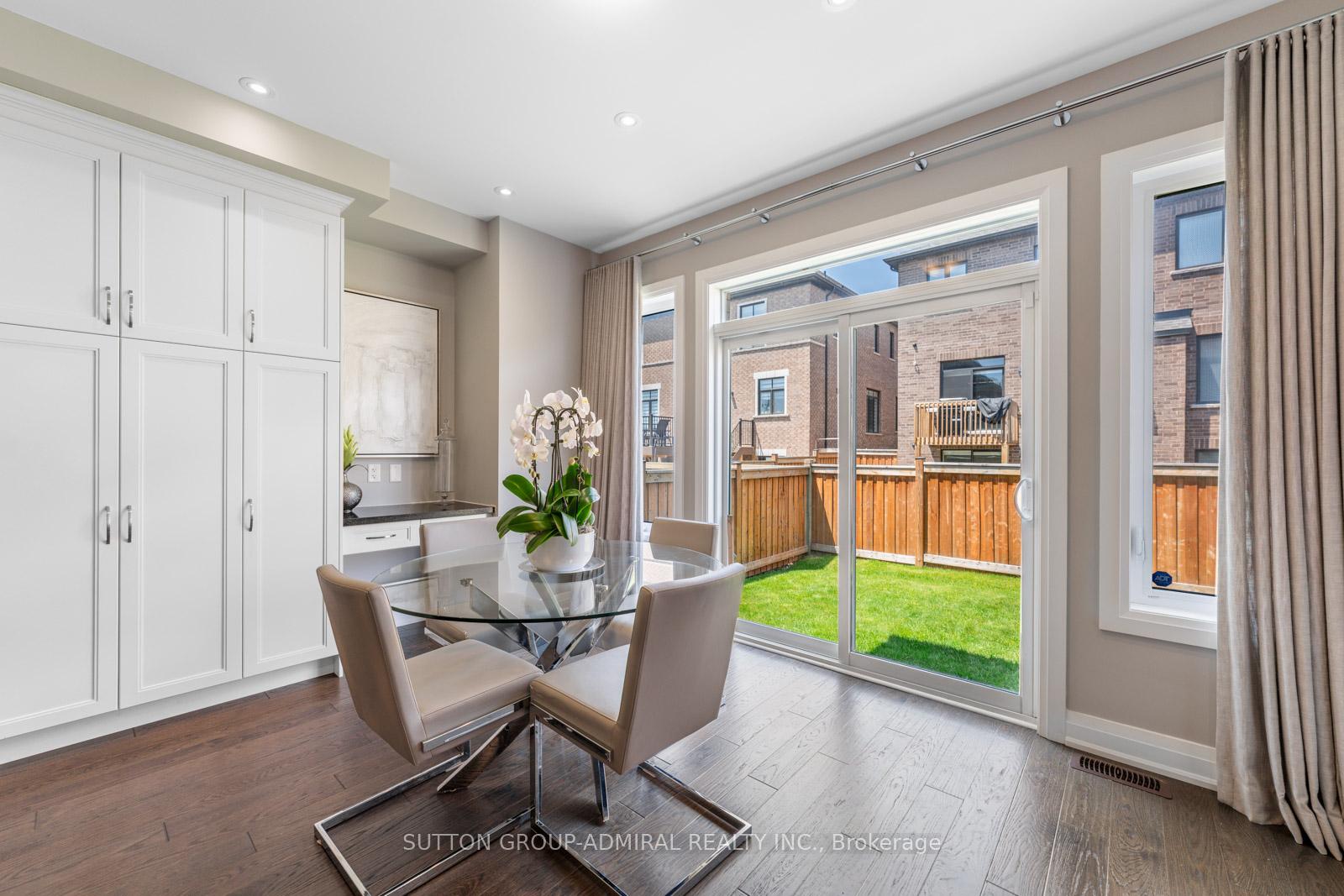 Photo 14 of 601 Mactier Drive, Vaughan, Kleinburg — HOMEH