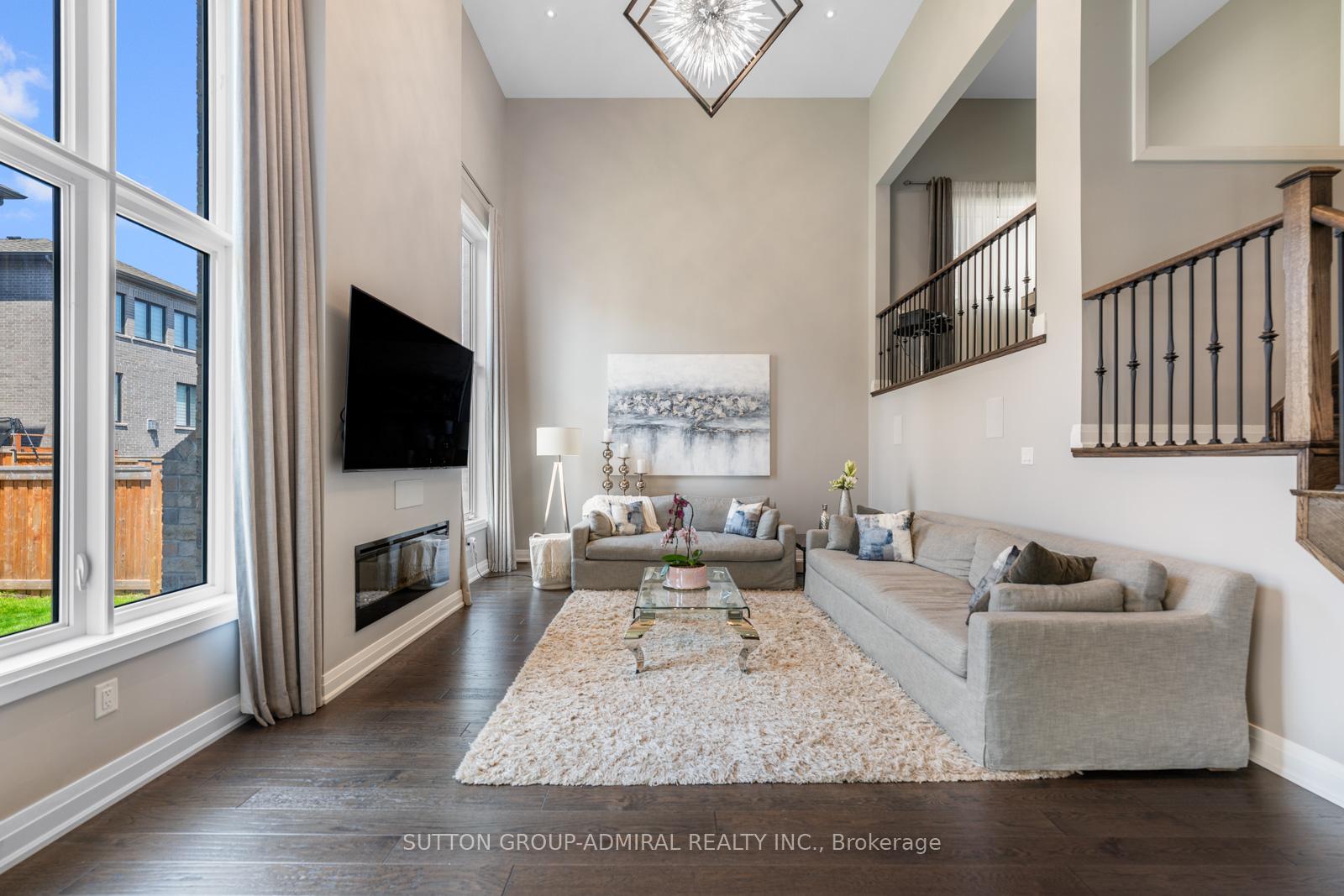 Photo 16 of 601 Mactier Drive, Vaughan, Kleinburg — HOMEH