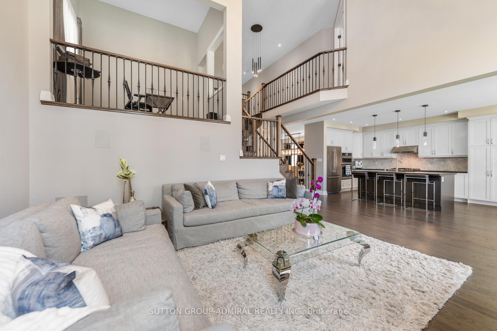 Photo 17 of 601 Mactier Drive, Vaughan, Kleinburg — HOMEH