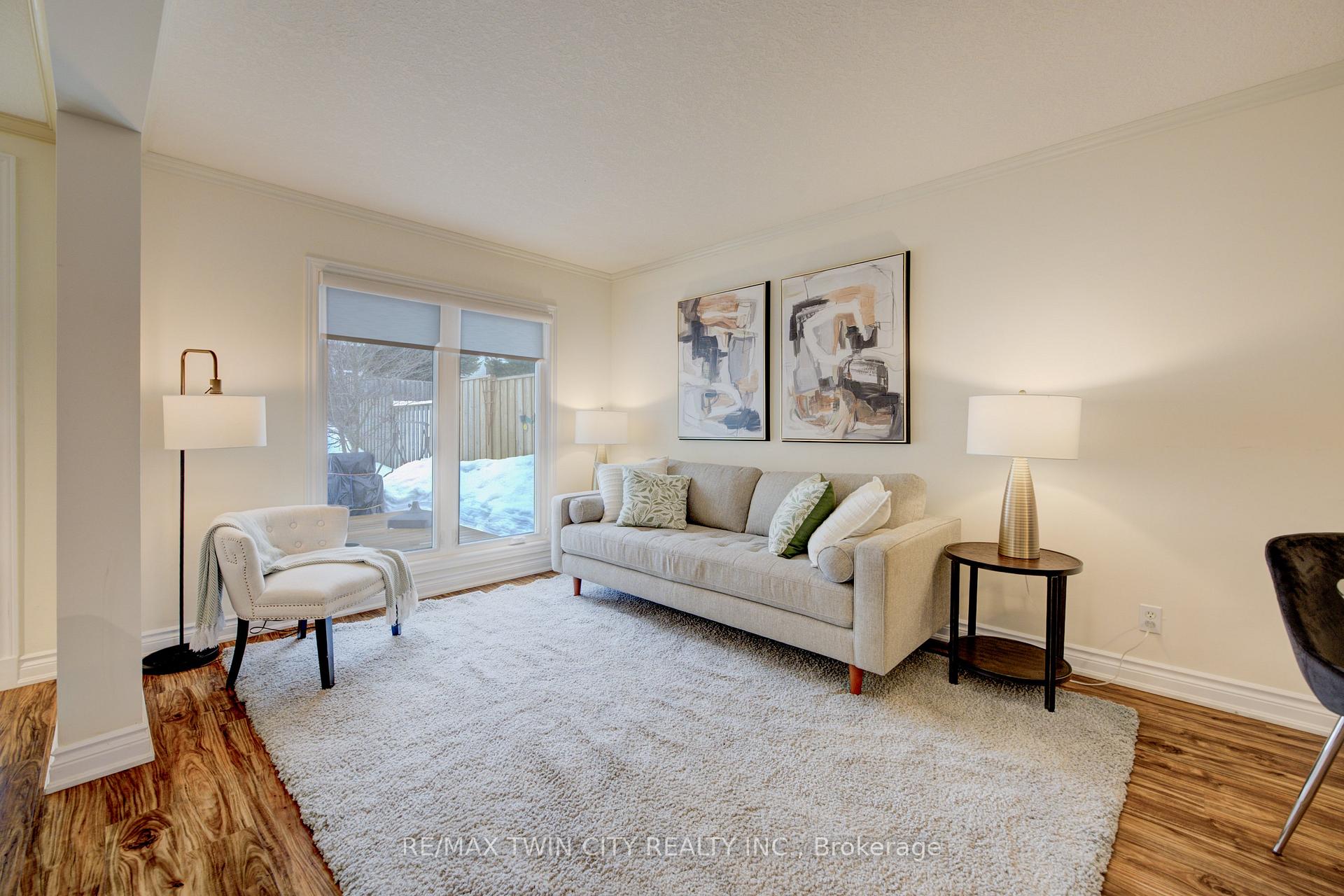Photo 8 of Unit B, 708 Karlsfeld Road, Waterloo — HOMEH