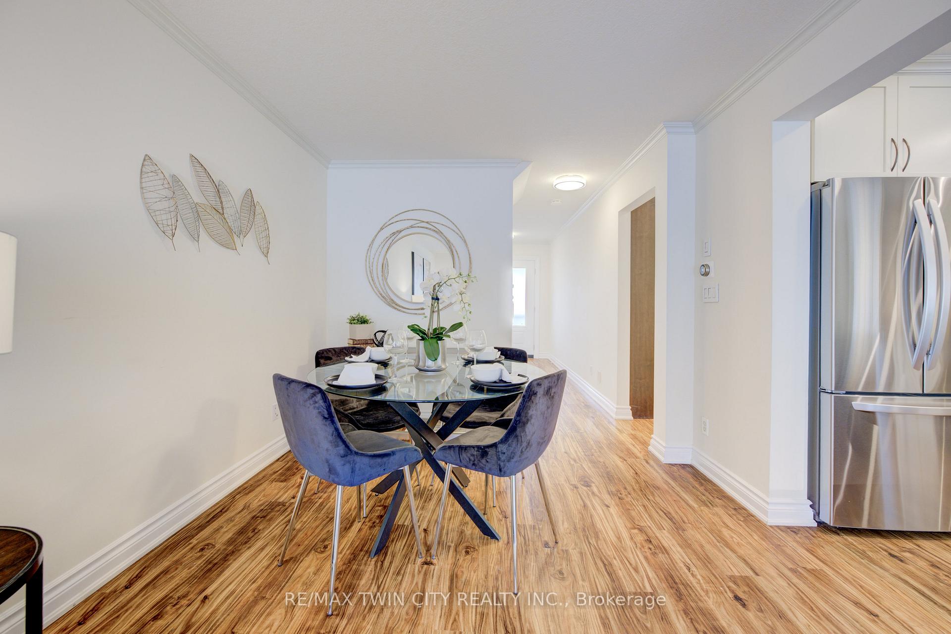 Photo 10 of Unit B, 708 Karlsfeld Road, Waterloo — HOMEH