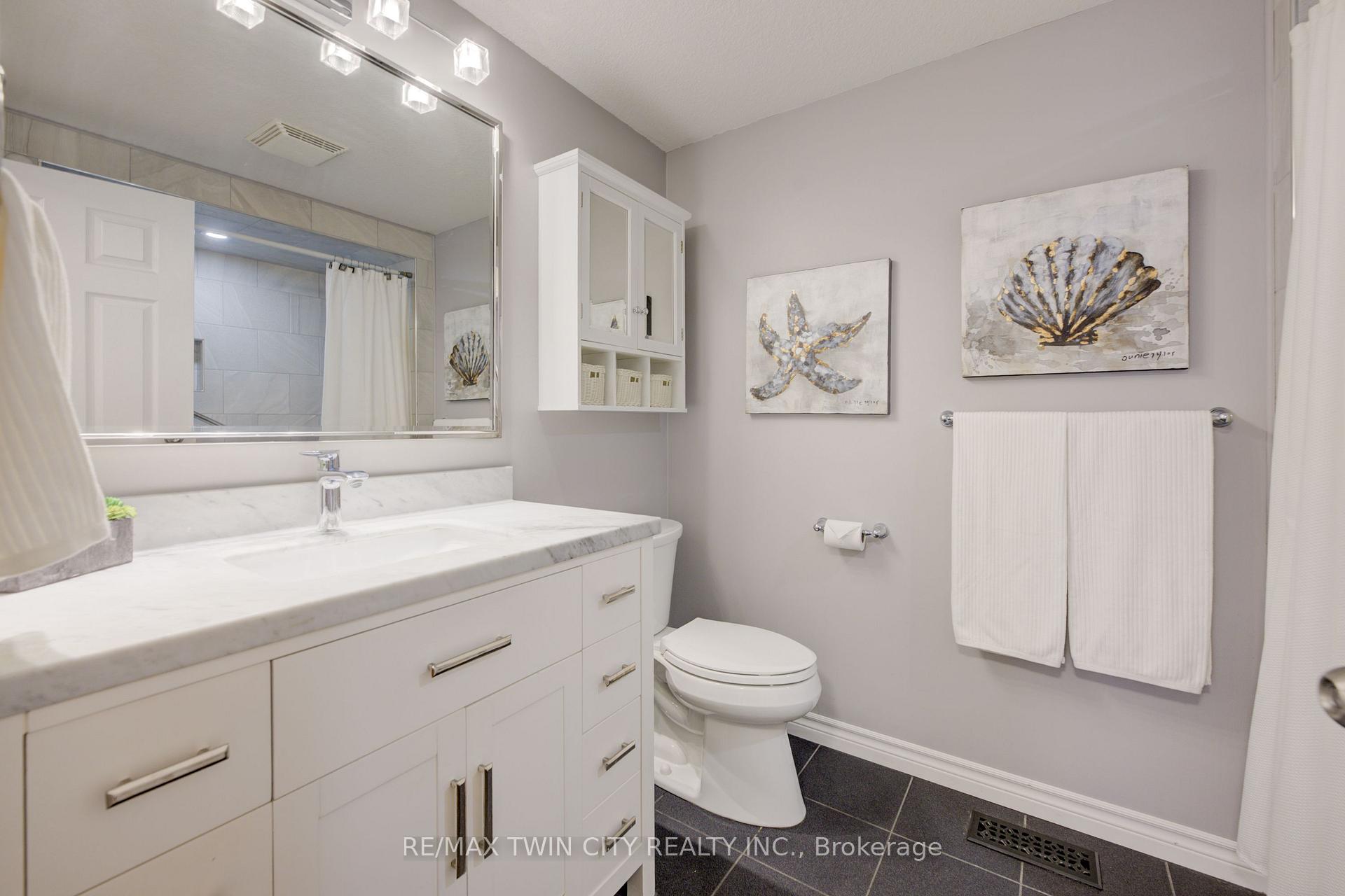 Photo 35 of Unit B, 708 Karlsfeld Road, Waterloo — HOMEH