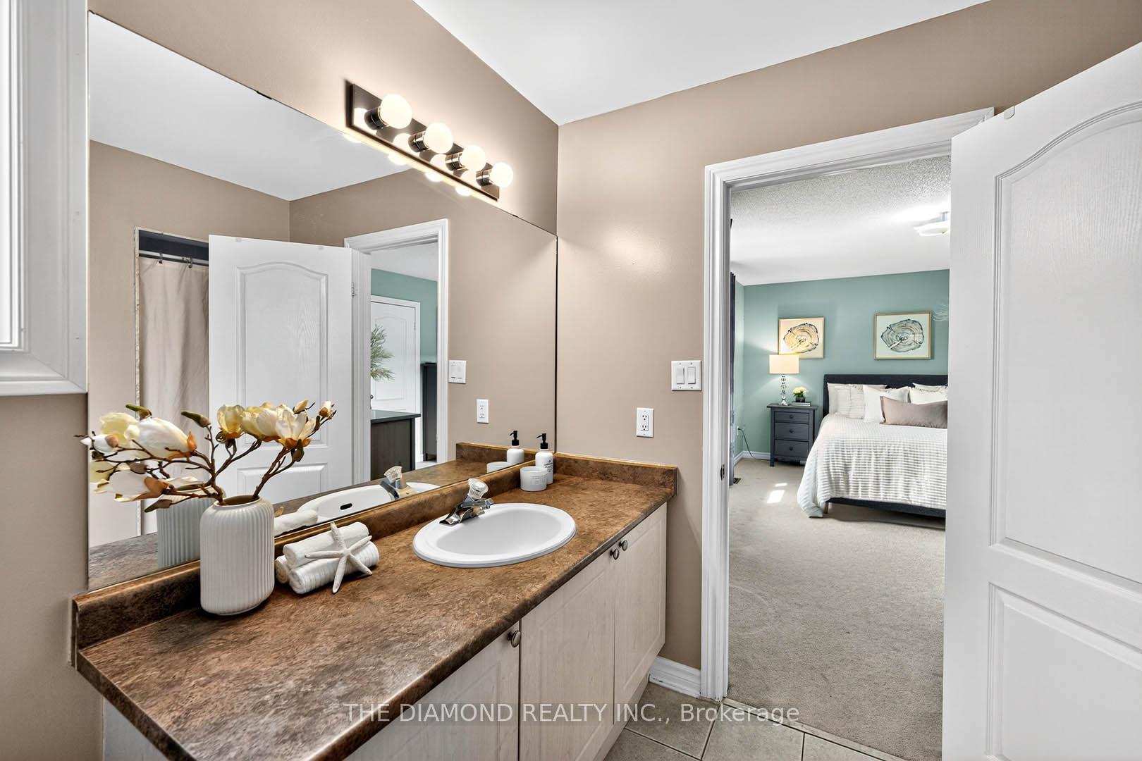 Photo 25 of 63 Adventure Crescent, Vaughan, Vellore Village — HOMEH