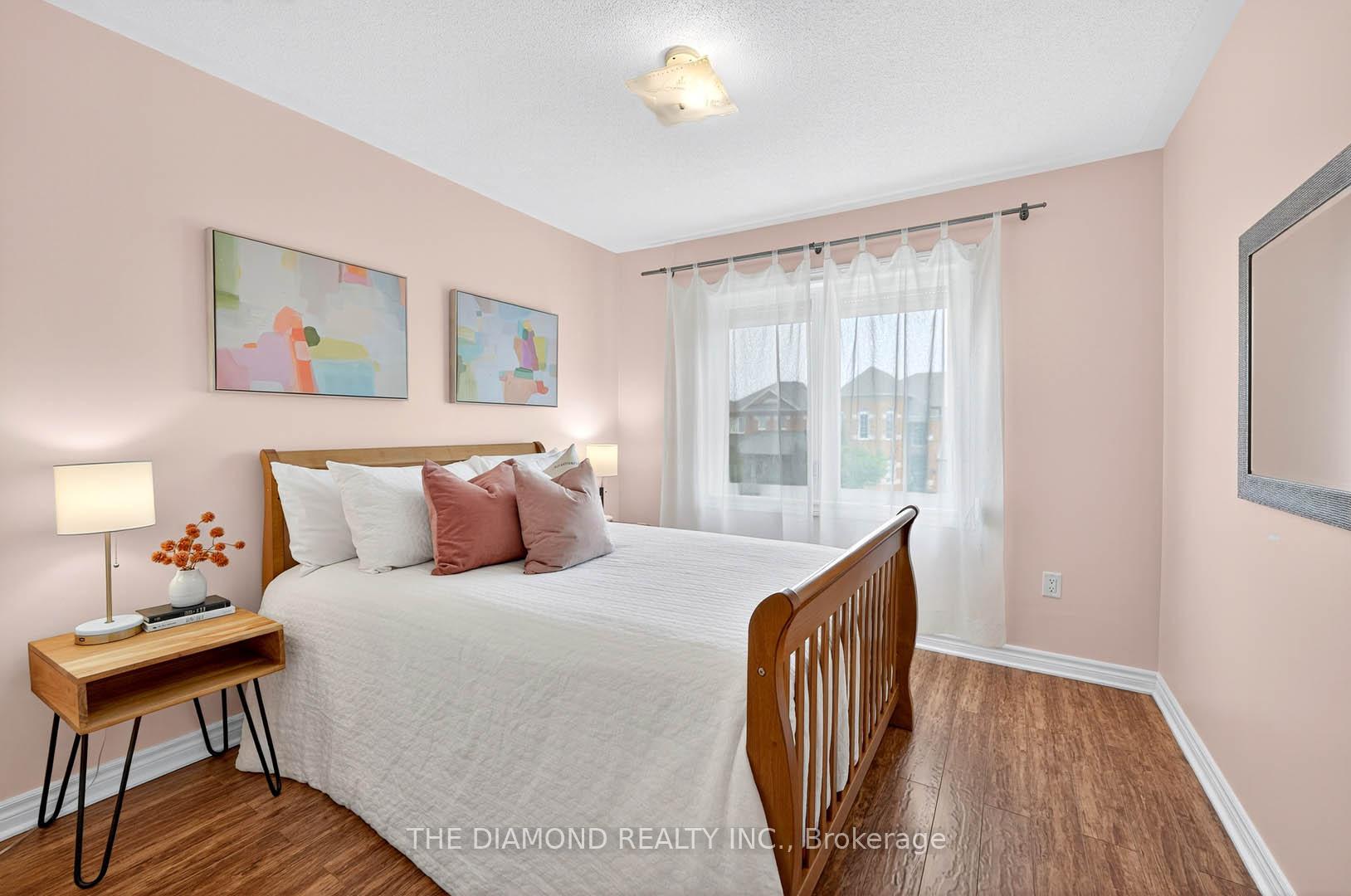 Photo 26 of 63 Adventure Crescent, Vaughan, Vellore Village — HOMEH