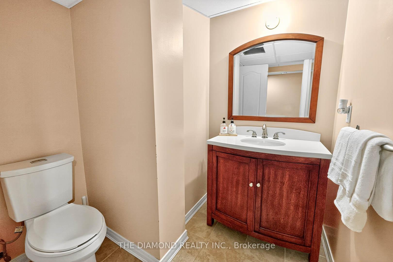 Photo 35 of 63 Adventure Crescent, Vaughan, Vellore Village — HOMEH