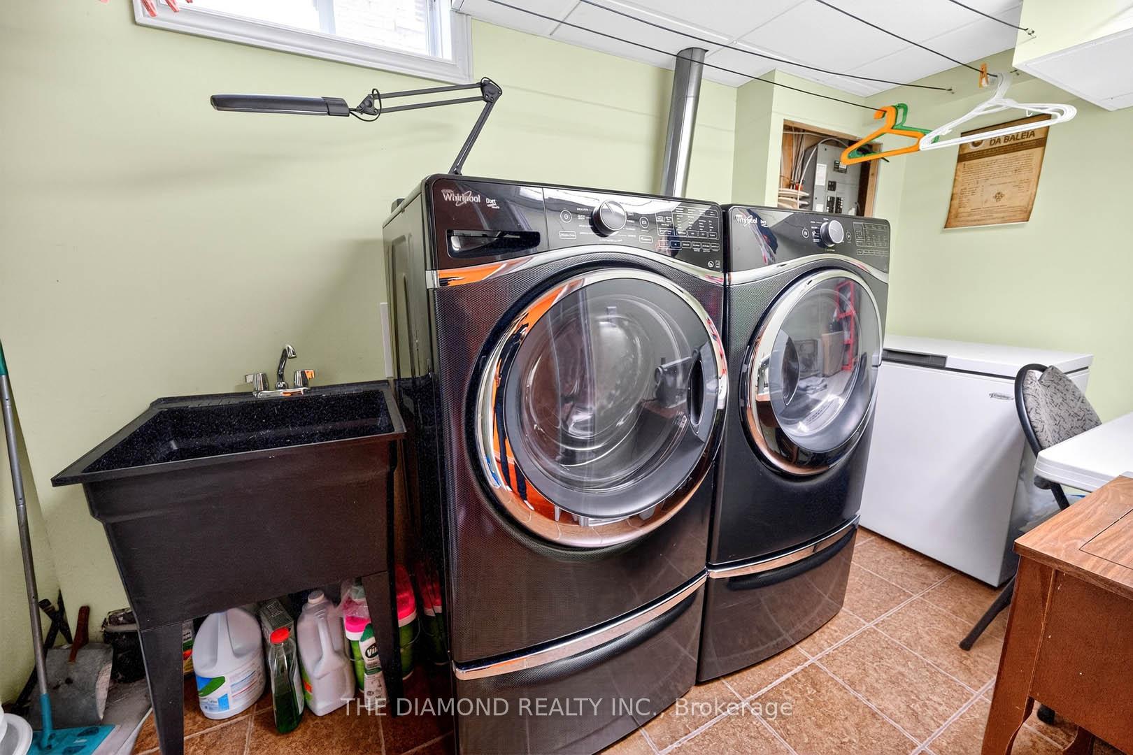 Photo 36 of 63 Adventure Crescent, Vaughan, Vellore Village — HOMEH