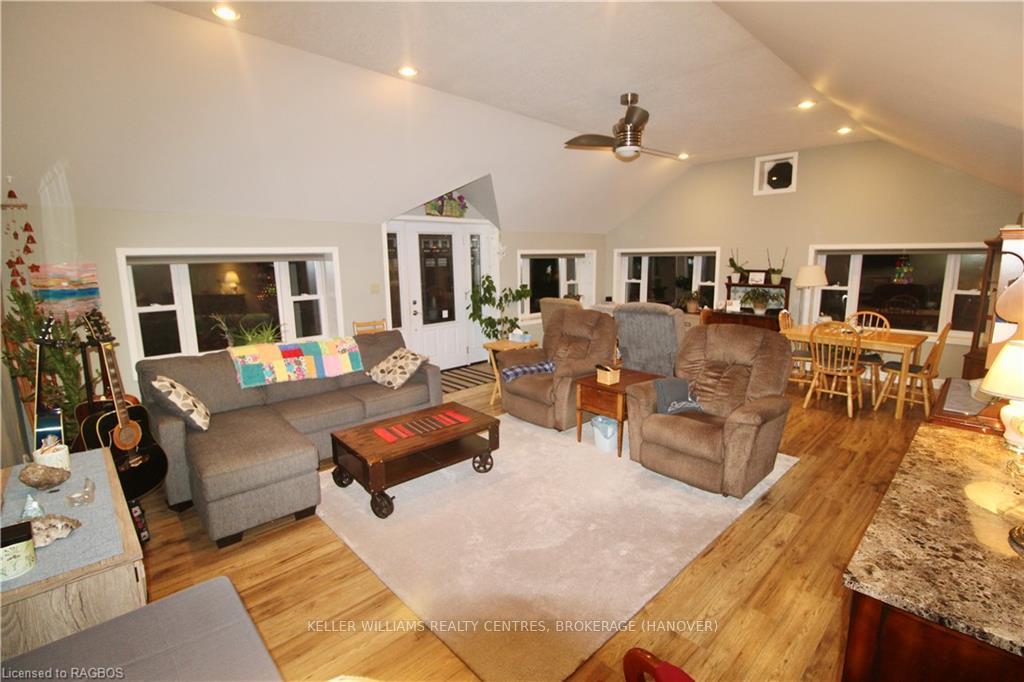 Photo 14 of 401838 Grey County Rd 4, West Grey — HOMEH