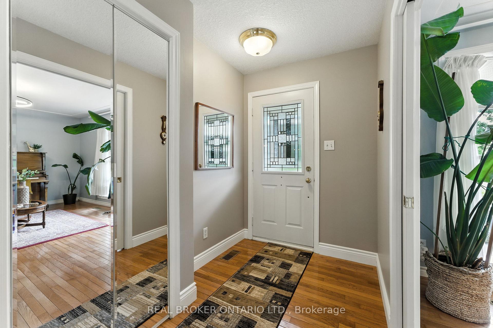 Photo 4 of 111 Golf Course Road, Woolwich — HOMEH