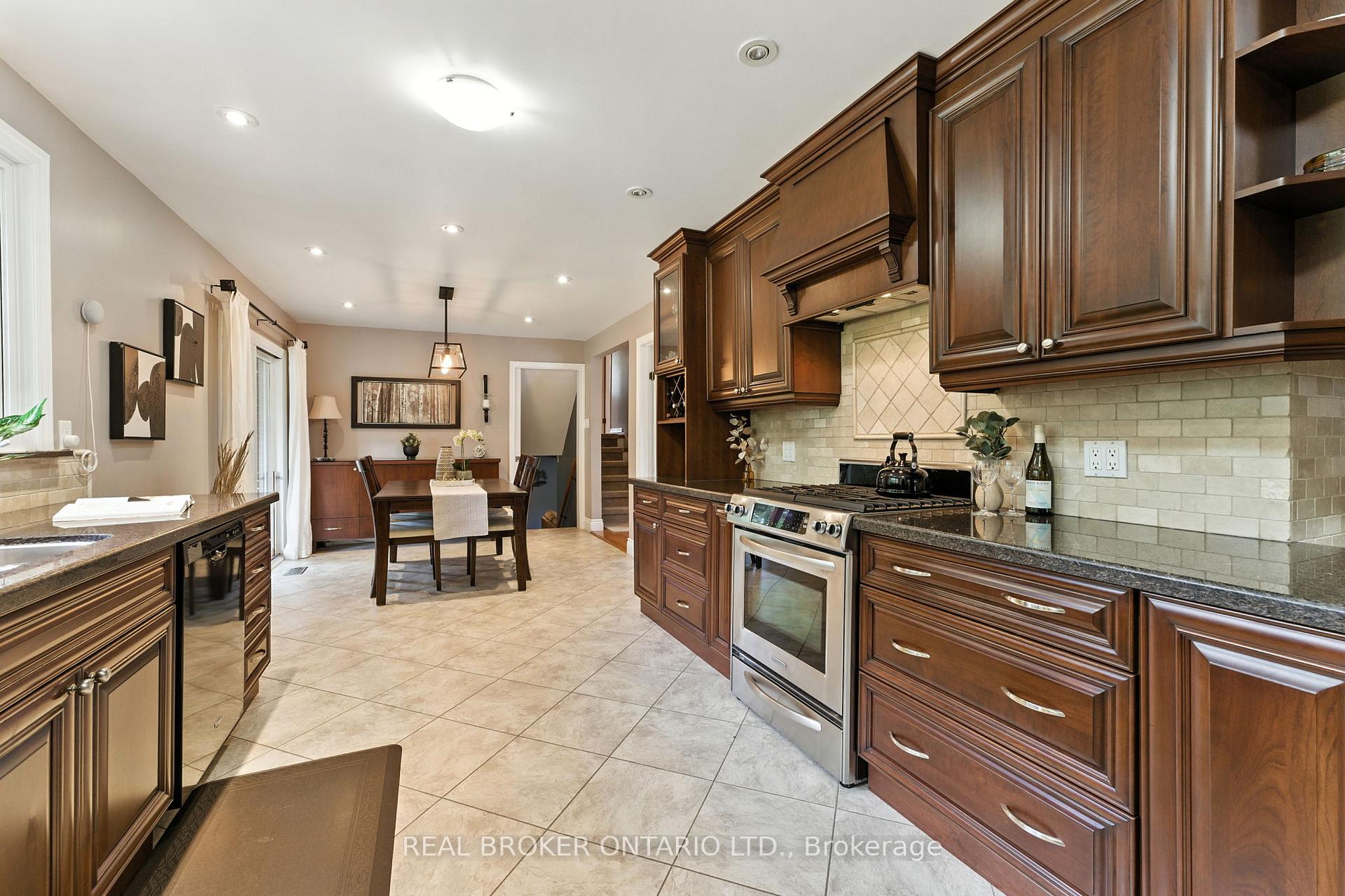Photo 10 of 111 Golf Course Road, Woolwich — HOMEH