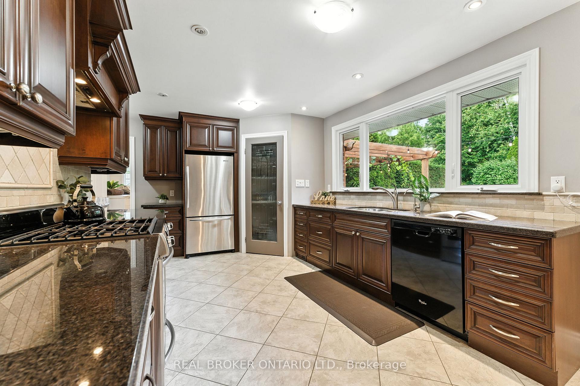 Photo 13 of 111 Golf Course Road, Woolwich — HOMEH