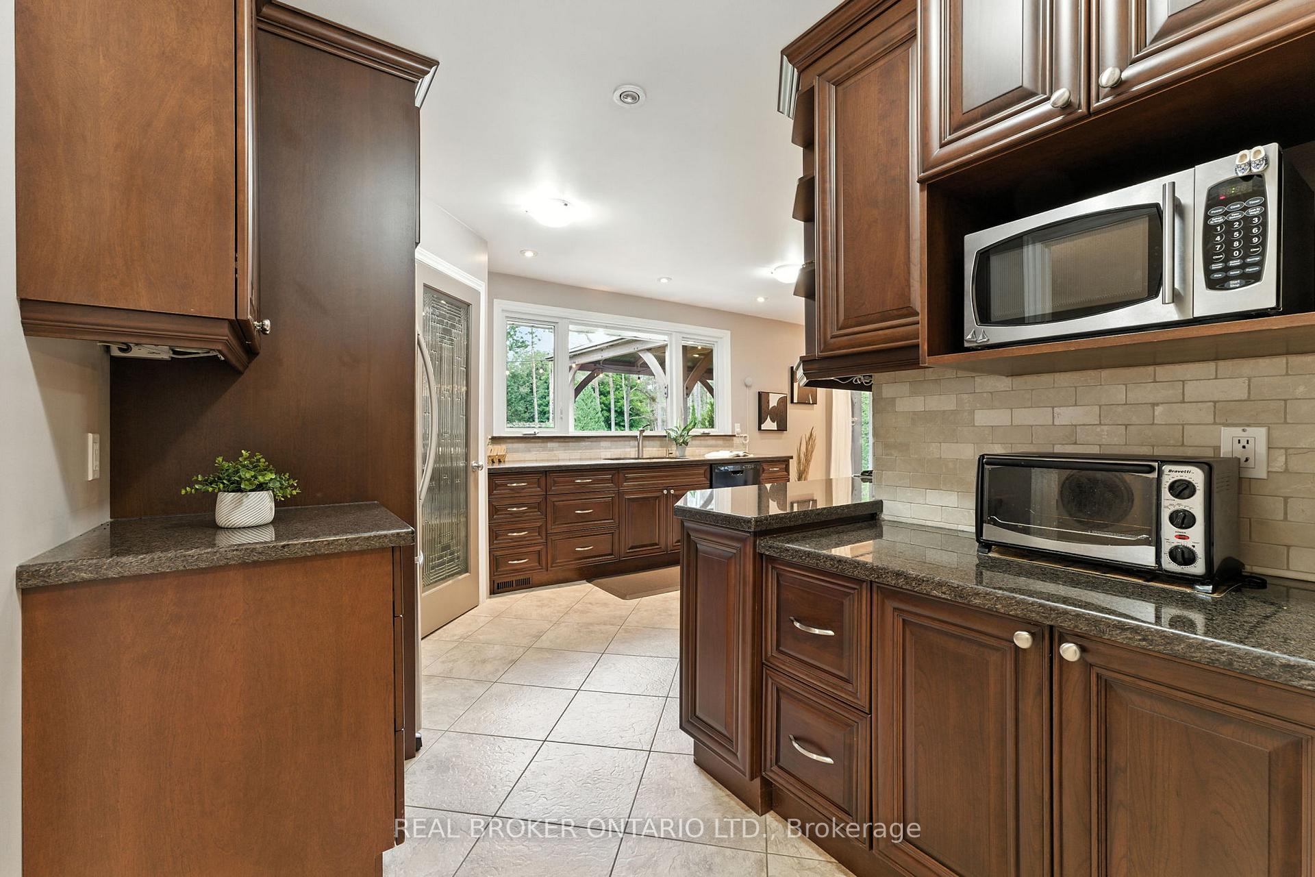 Photo 14 of 111 Golf Course Road, Woolwich — HOMEH
