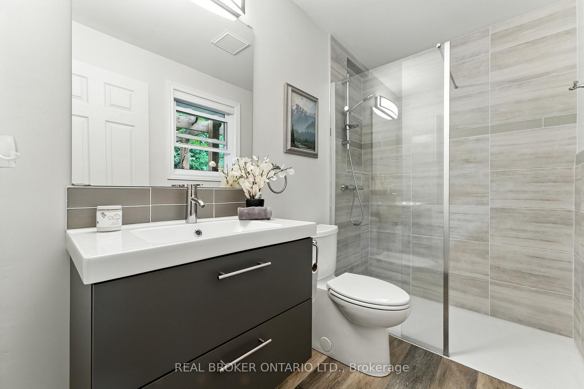 Photo 16 of 111 Golf Course Road, Woolwich — HOMEH