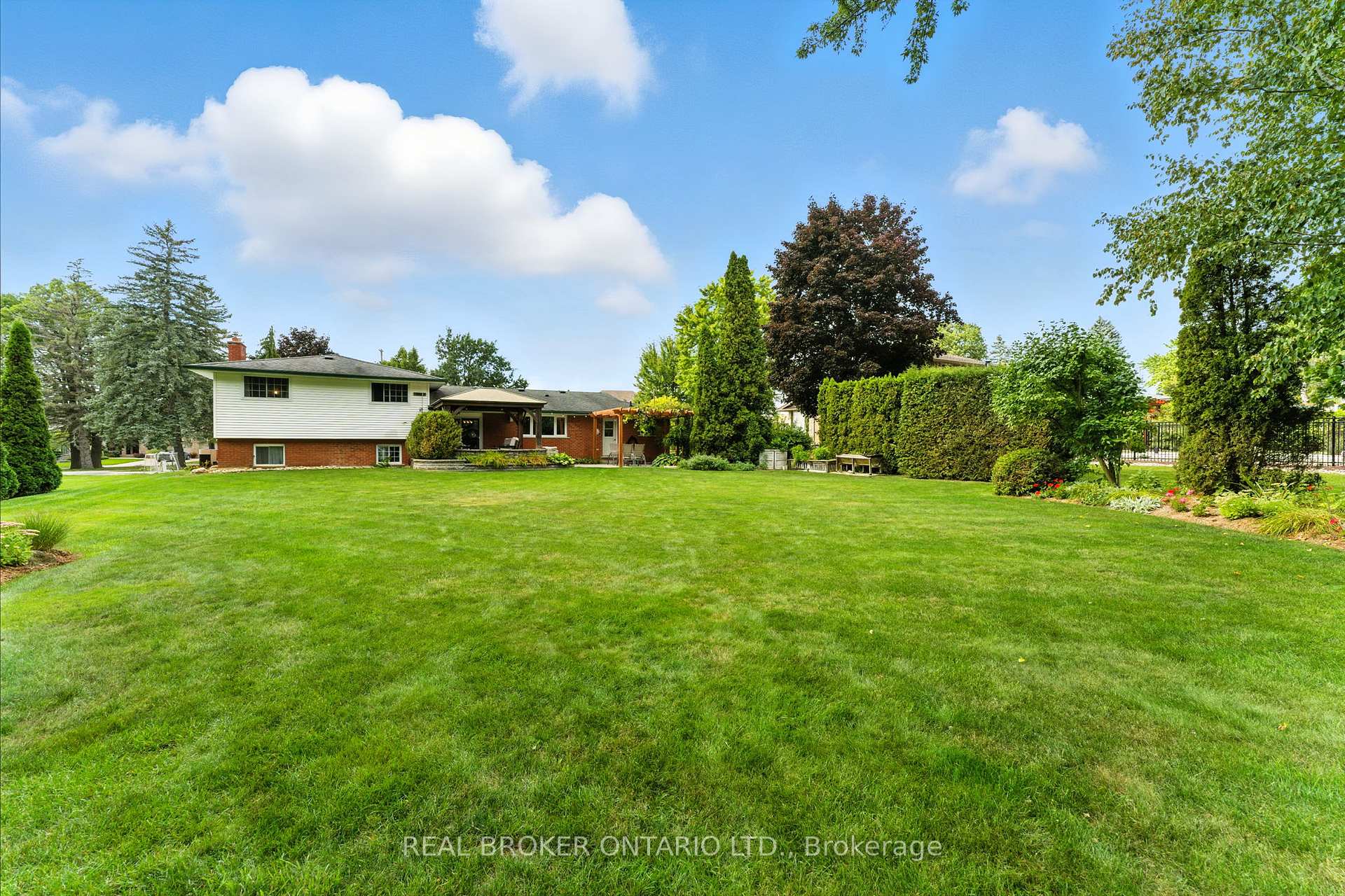Photo 37 of 111 Golf Course Road, Woolwich — HOMEH