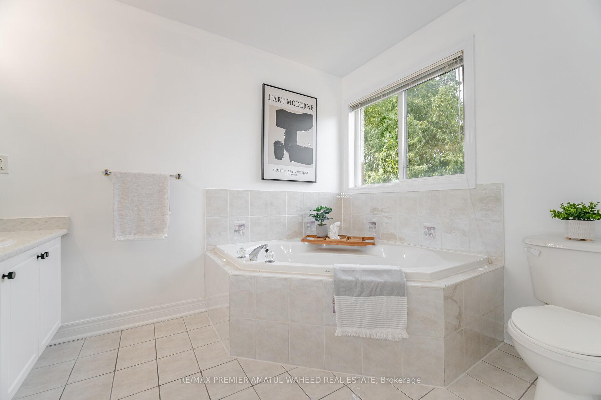 Photo 28 of 106 Tierra Avenue, Vaughan, Vellore Village — HOMEH