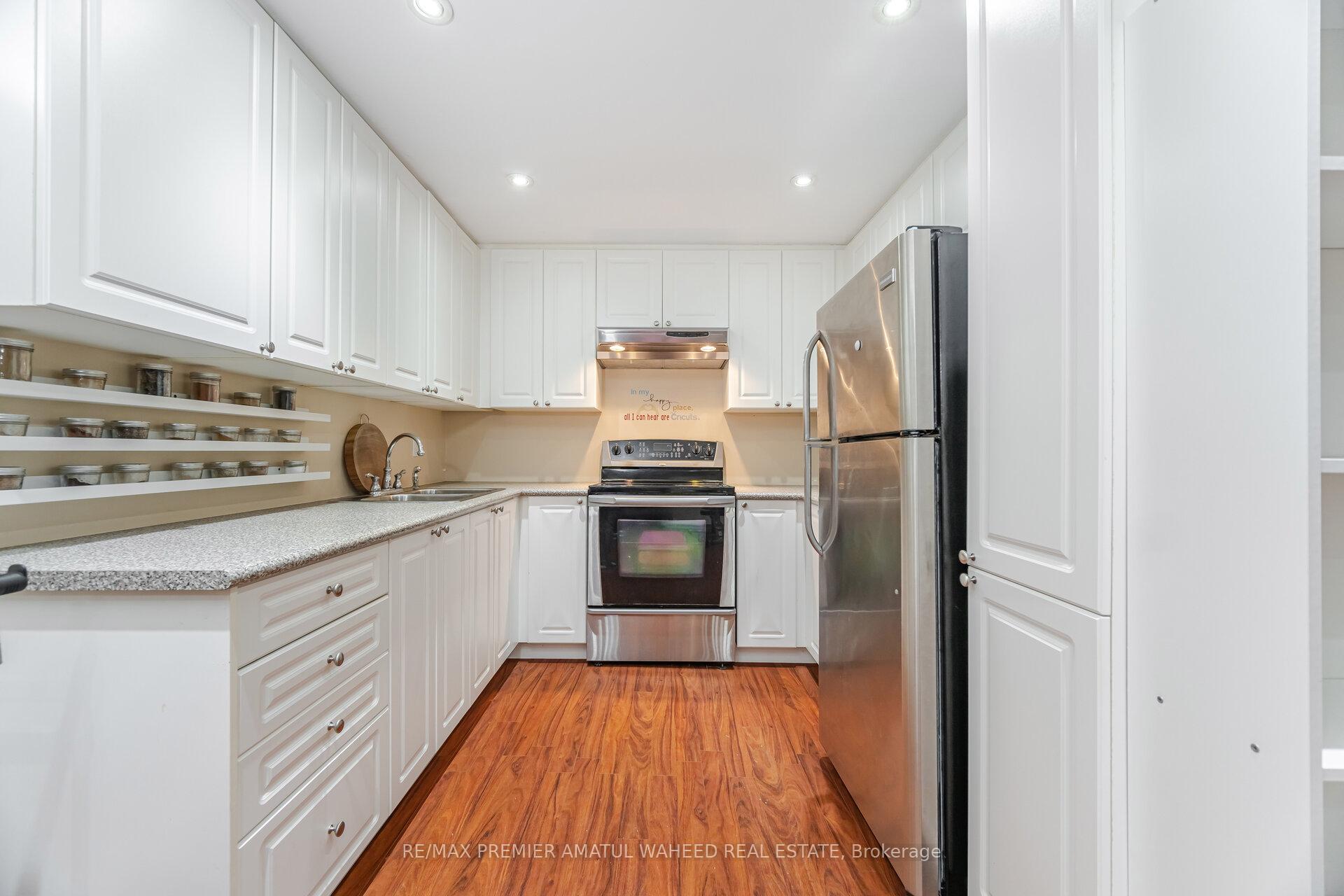 Photo 40 of 106 Tierra Avenue, Vaughan, Vellore Village — HOMEH