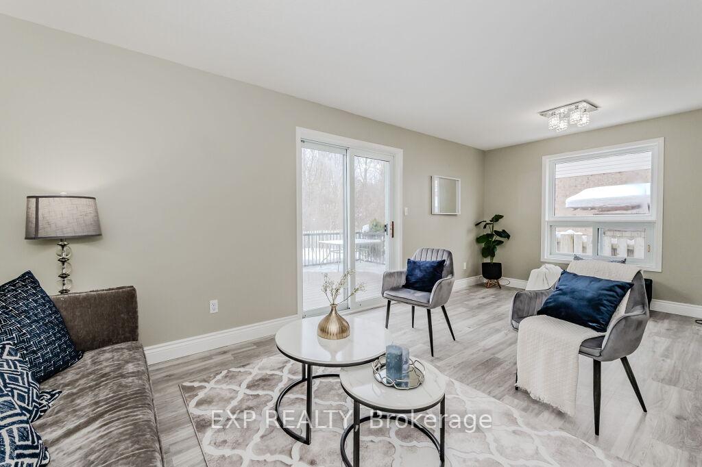 Photo 6 of 66 Karen Walk, Waterloo — HOMEH