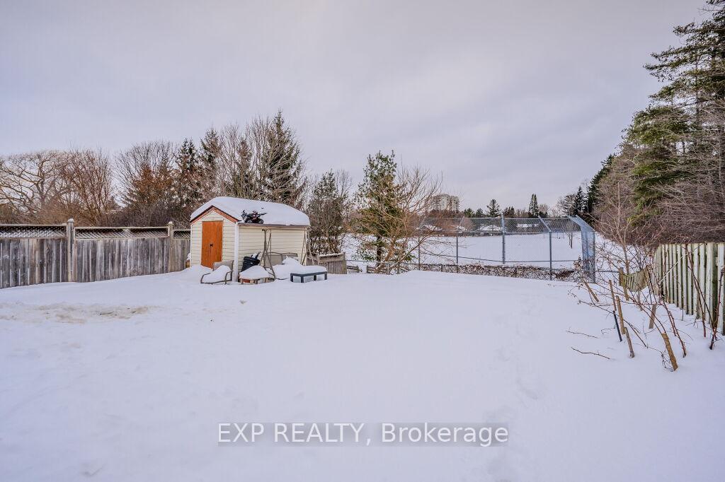 Photo 30 of 66 Karen Walk, Waterloo — HOMEH