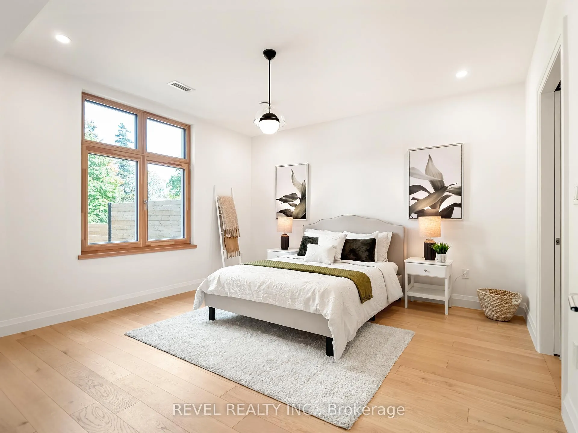 Photo 8 of 92 Elgin Street, Zorra, Embro — HOMEH