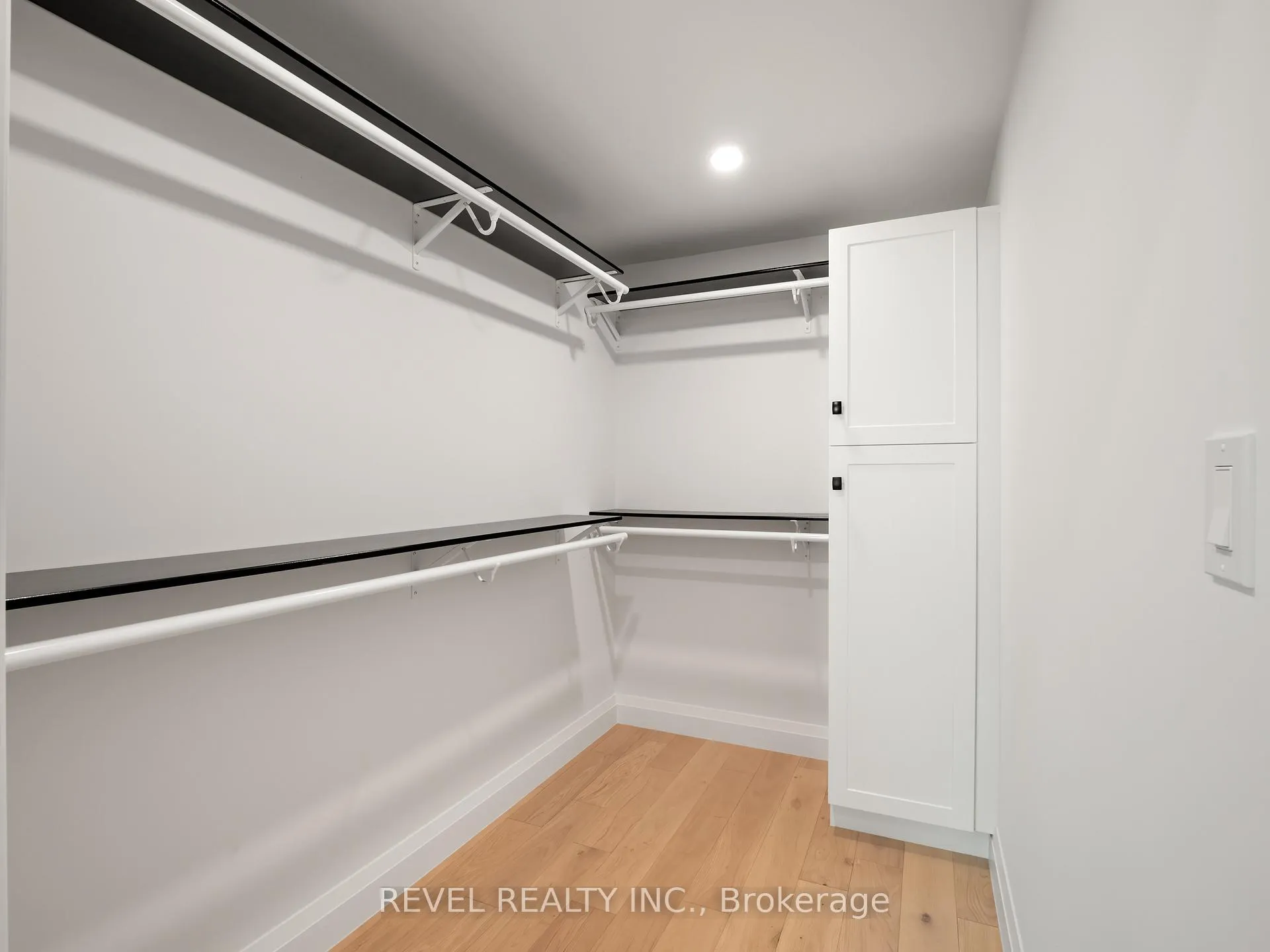 Photo 10 of 92 Elgin Street, Zorra, Embro — HOMEH