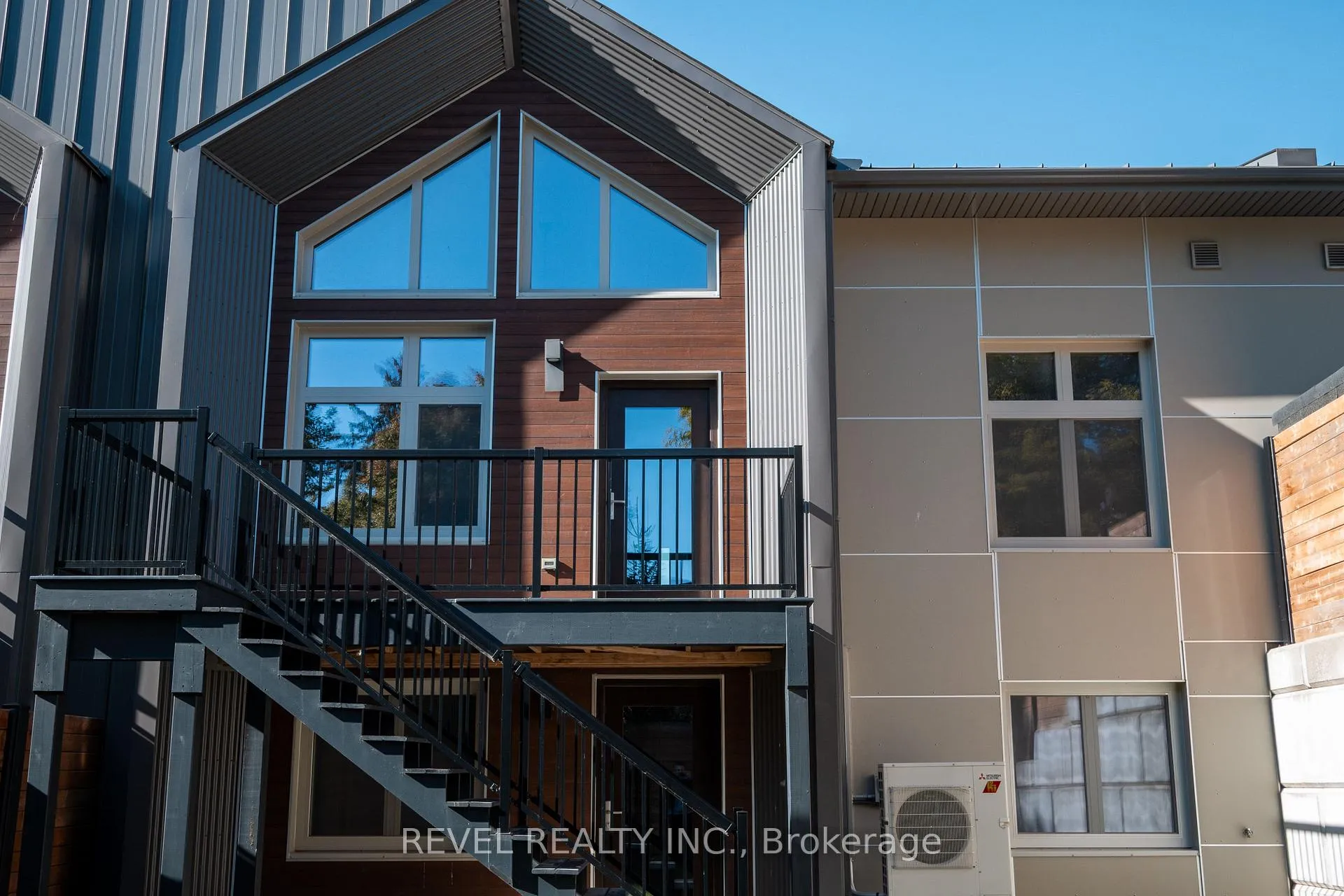 Photo 20 of 92 Elgin Street, Zorra, Embro — HOMEH