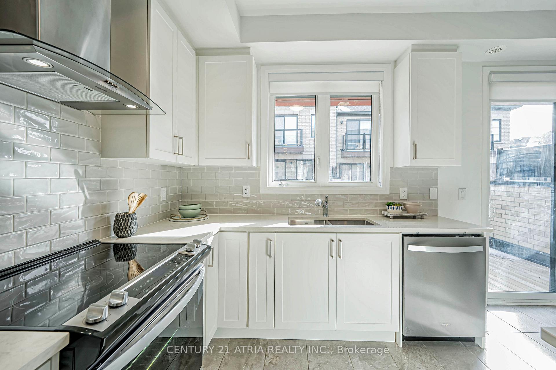 Photo 14 of 6 Tulocay Lane, Markham, Wismer — HOMEH