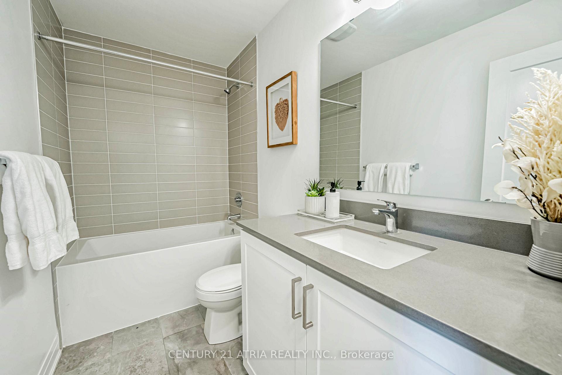 Photo 26 of 6 Tulocay Lane, Markham, Wismer — HOMEH