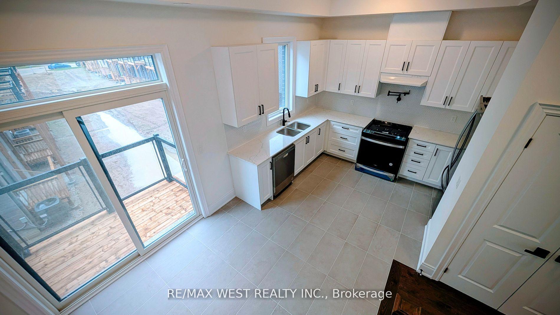 Photo 7 of 138 Wascana Road, Vaughan, Elder Mills — HOMEH