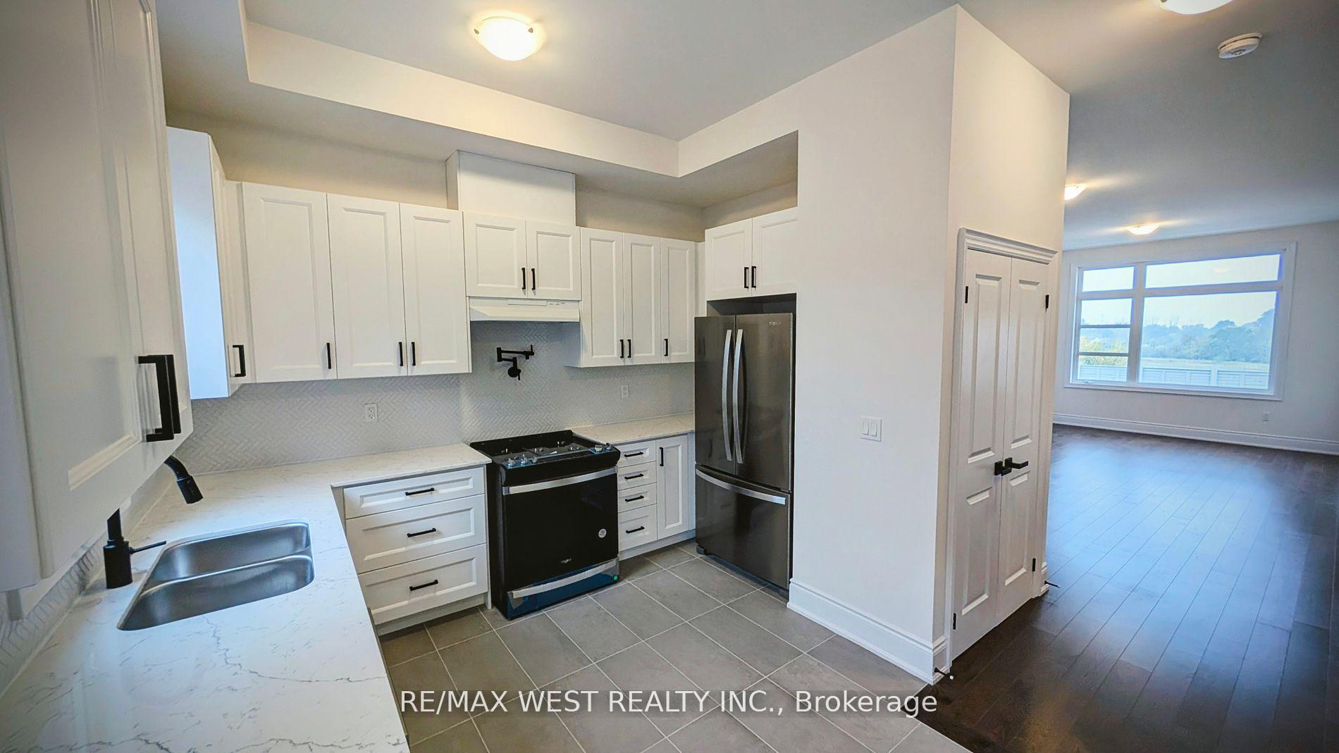 Photo 11 of 138 Wascana Road, Vaughan, Elder Mills — HOMEH