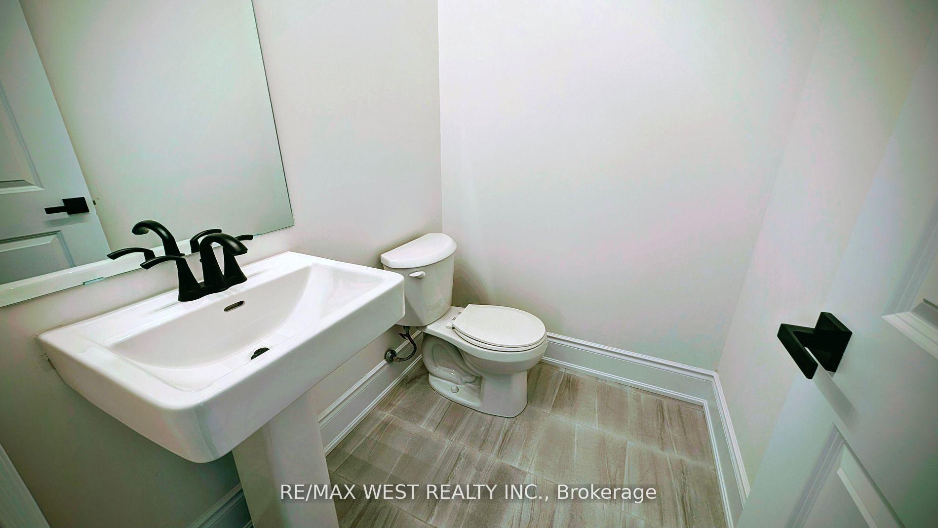 Photo 13 of 138 Wascana Road, Vaughan, Elder Mills — HOMEH