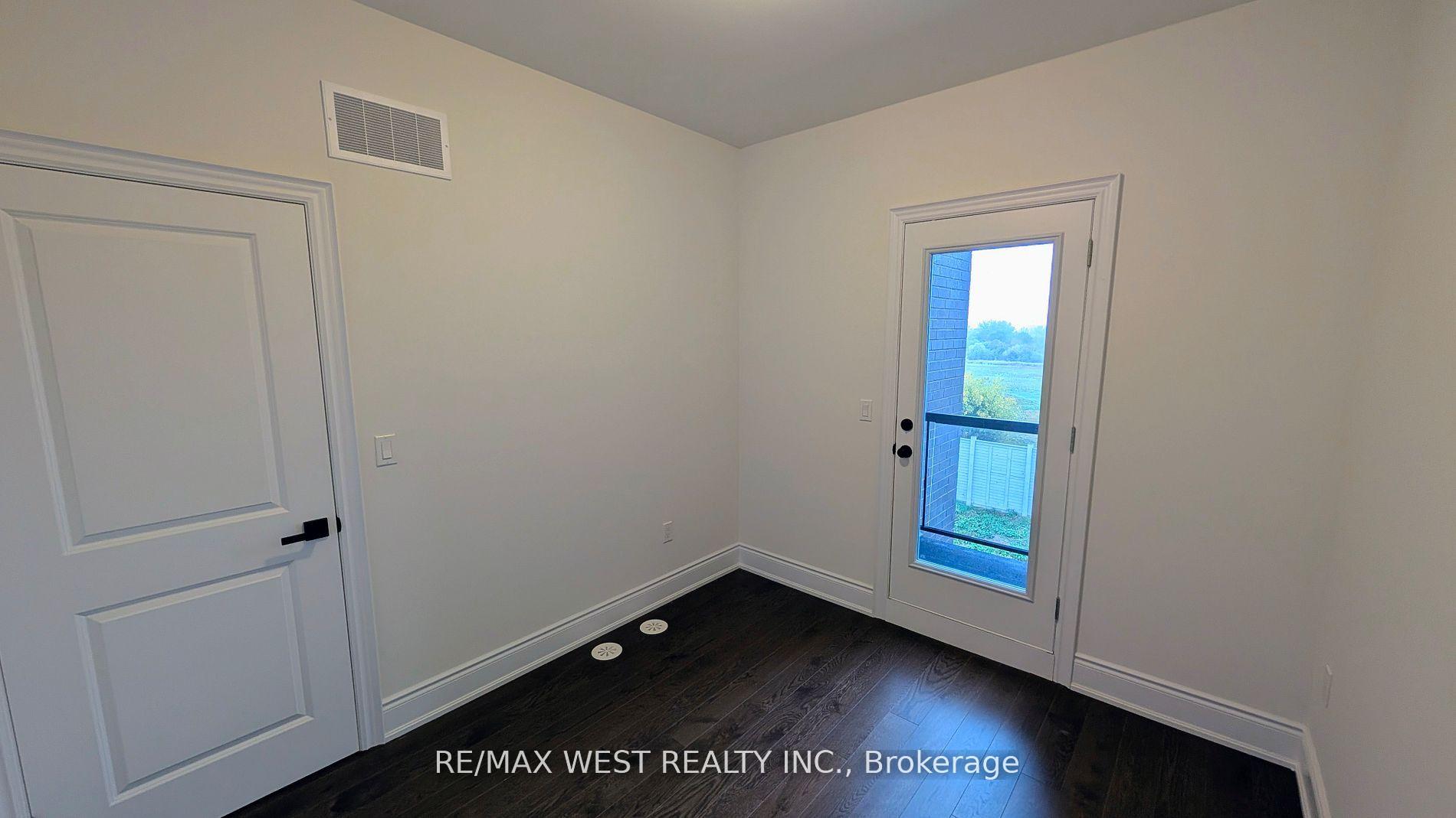 Photo 14 of 138 Wascana Road, Vaughan, Elder Mills — HOMEH