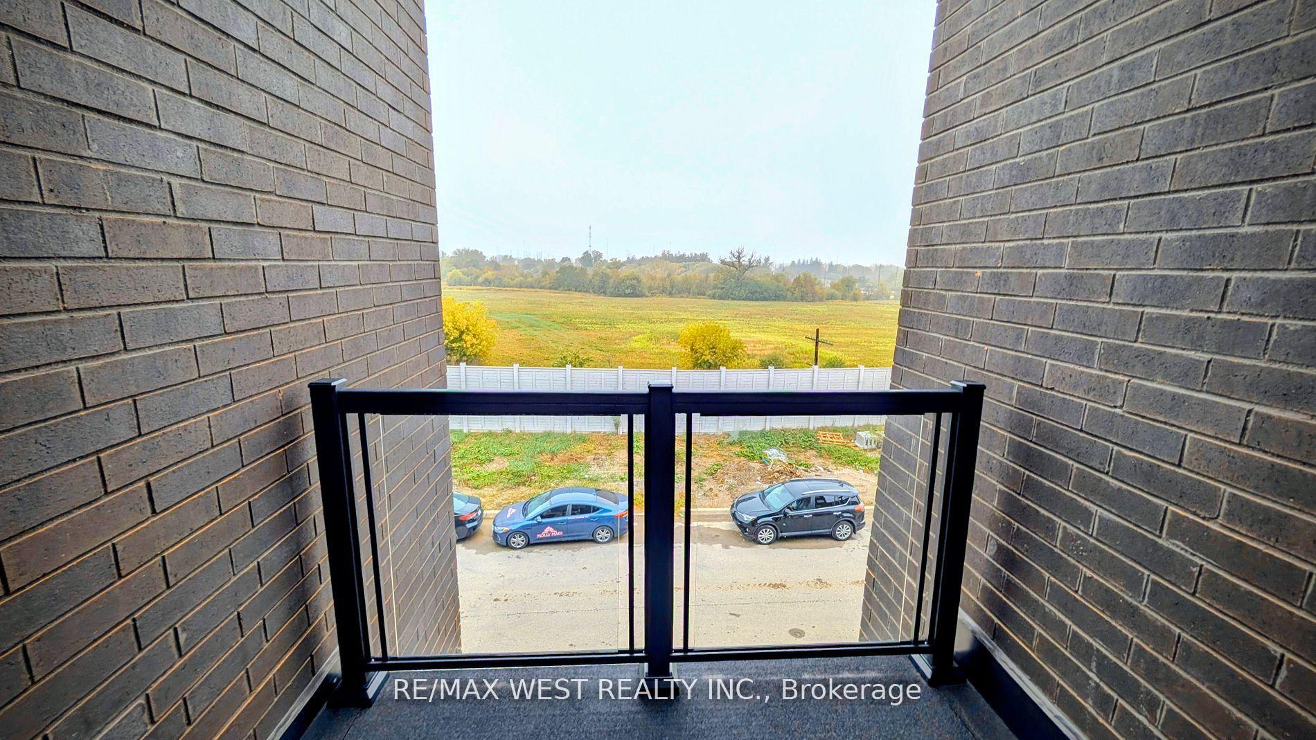 Photo 15 of 138 Wascana Road, Vaughan, Elder Mills — HOMEH
