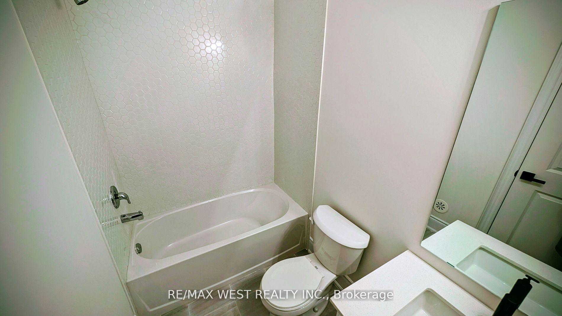 Photo 21 of 138 Wascana Road, Vaughan, Elder Mills — HOMEH