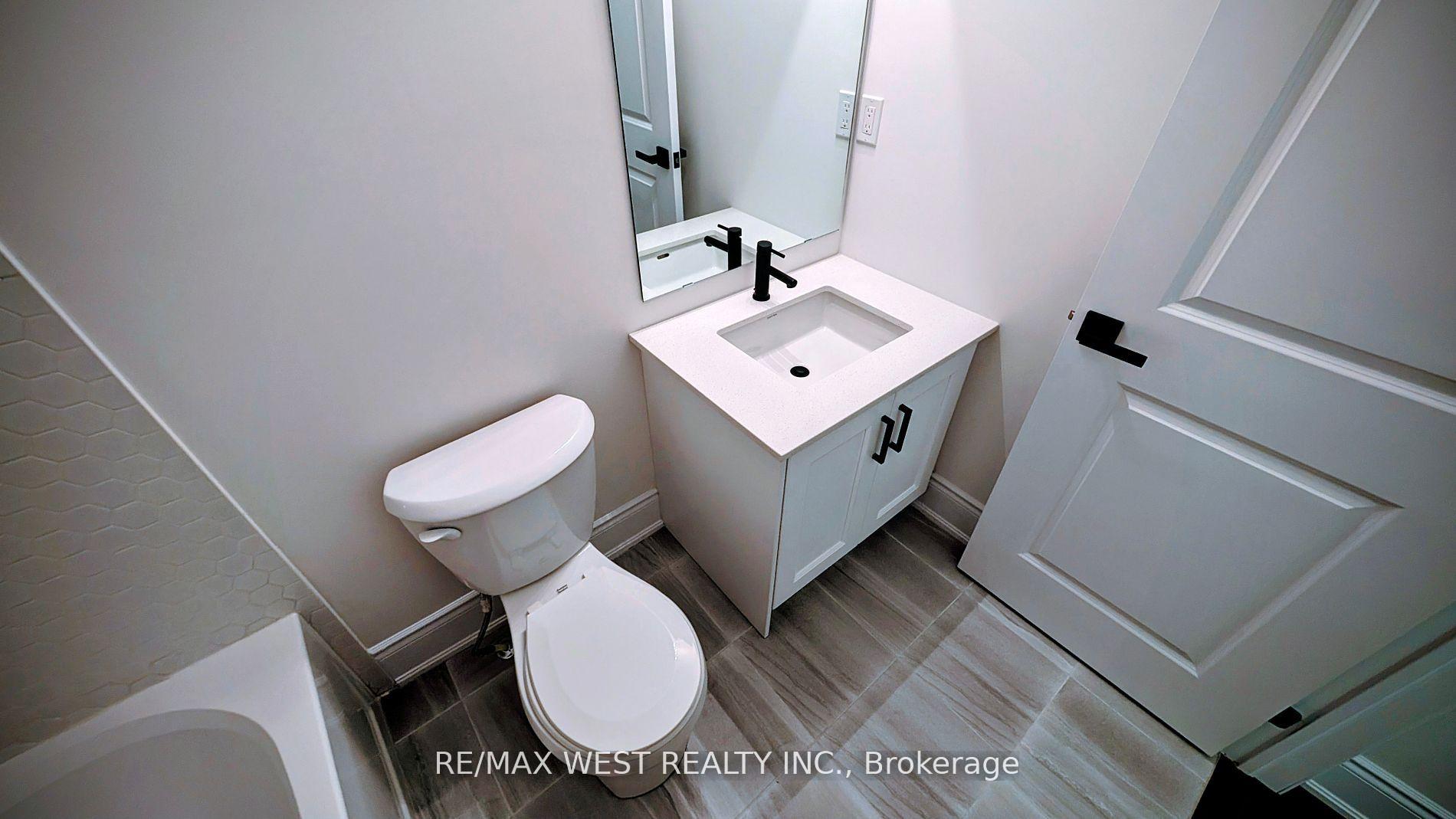 Photo 22 of 138 Wascana Road, Vaughan, Elder Mills — HOMEH