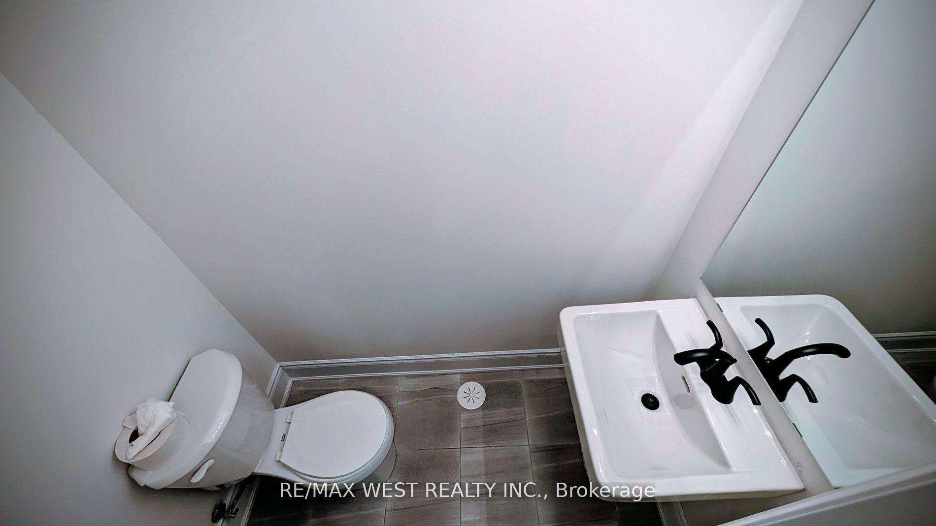 Photo 34 of 138 Wascana Road, Vaughan, Elder Mills — HOMEH