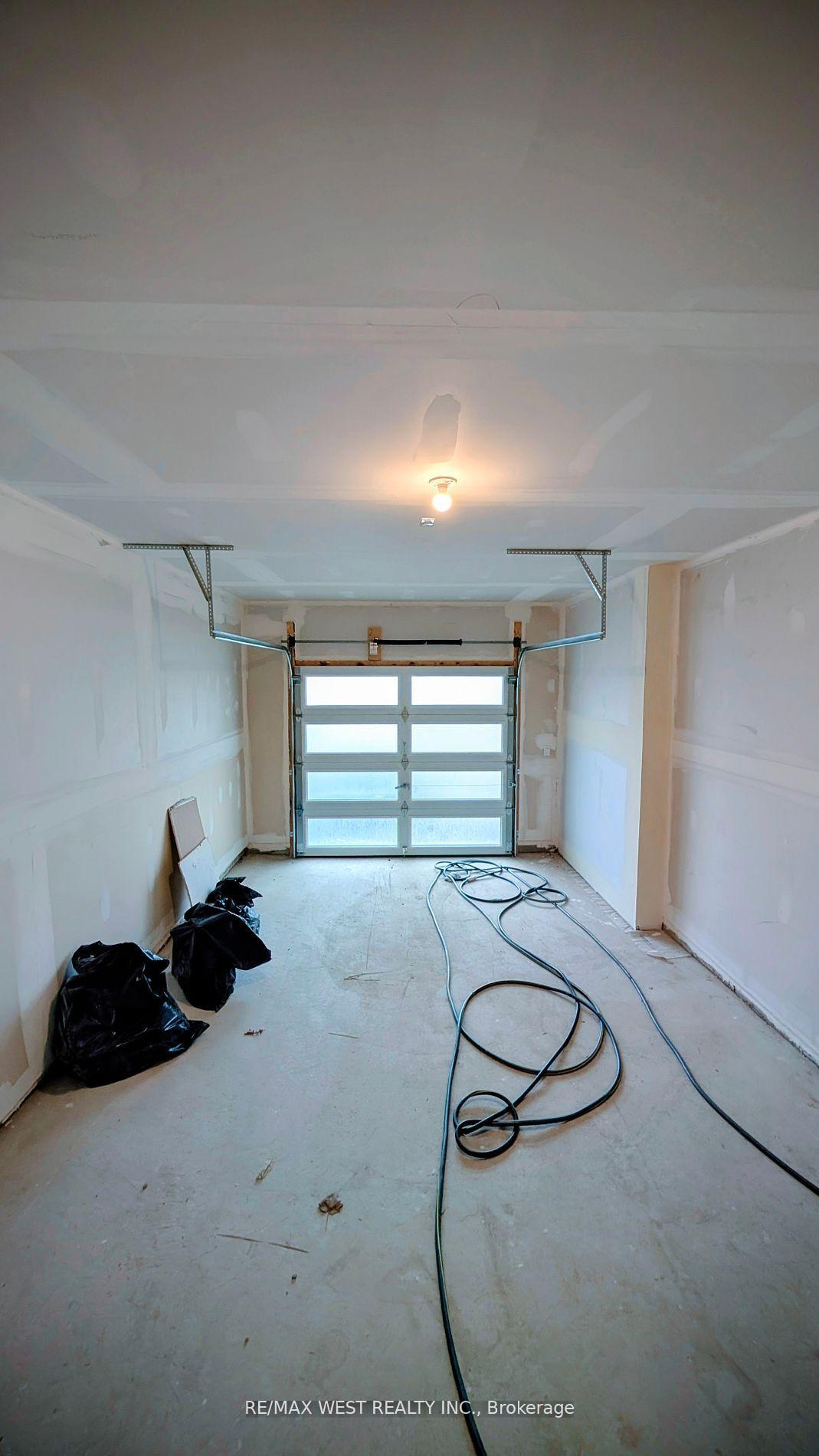 Photo 37 of 138 Wascana Road, Vaughan, Elder Mills — HOMEH