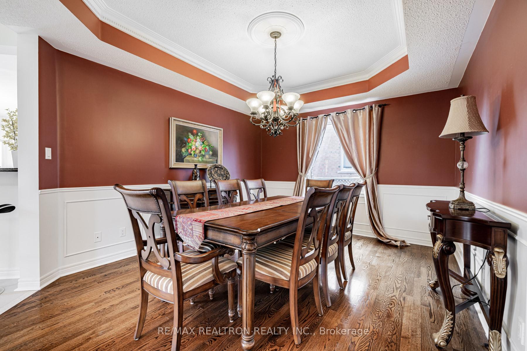 Photo 11 of 75 Wild Orchid Crescent, Markham, Cachet — HOMEH