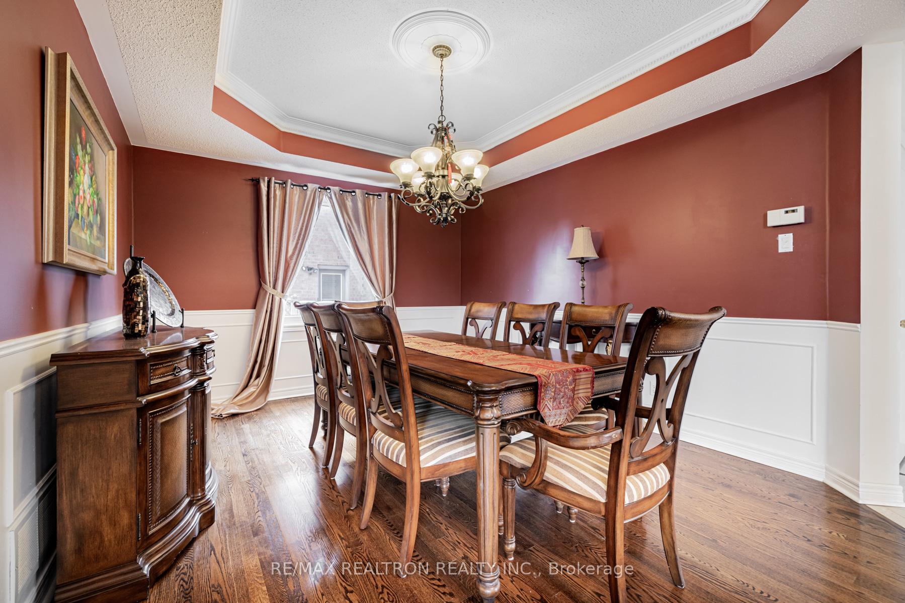 Photo 12 of 75 Wild Orchid Crescent, Markham, Cachet — HOMEH