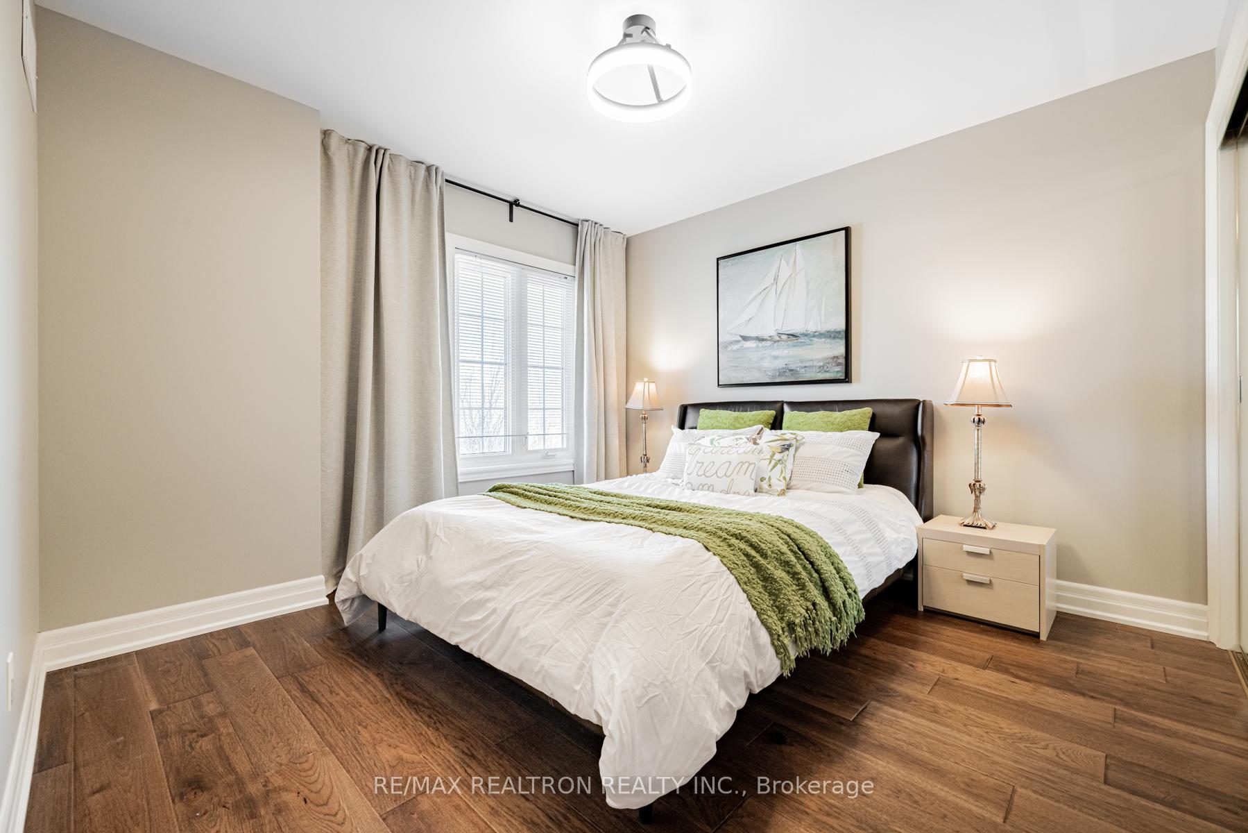 Photo 28 of 75 Wild Orchid Crescent, Markham, Cachet — HOMEH
