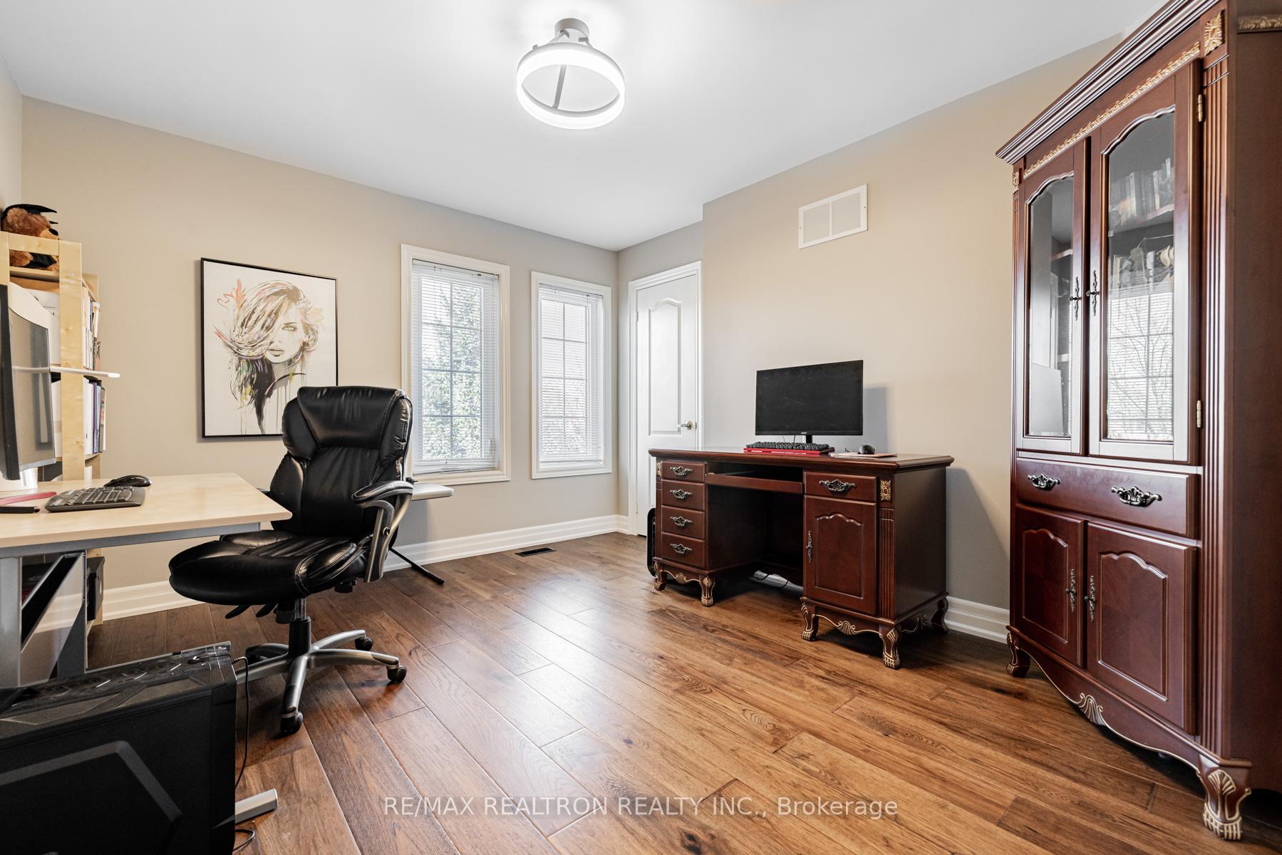 Photo 29 of 75 Wild Orchid Crescent, Markham, Cachet — HOMEH