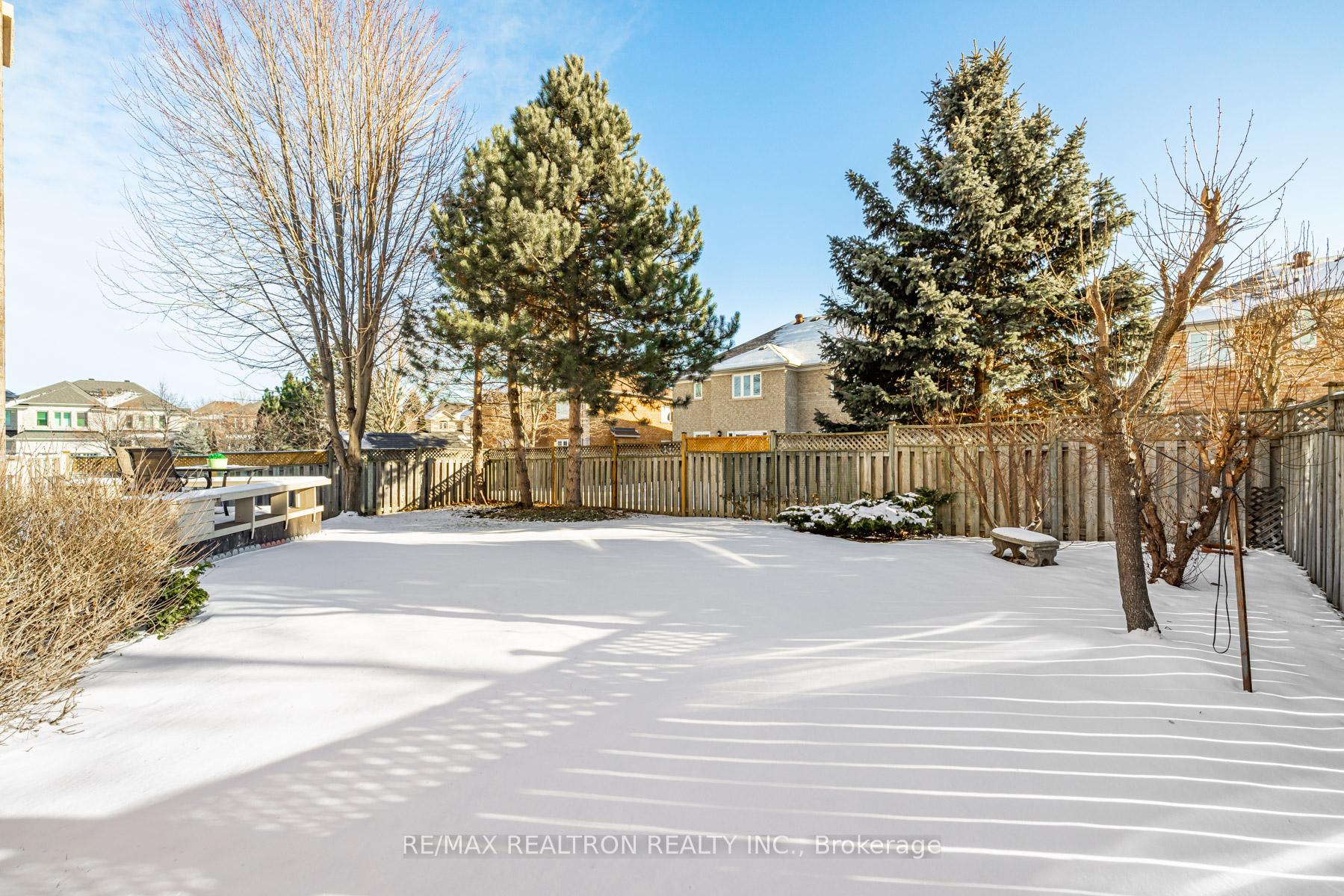 Photo 36 of 75 Wild Orchid Crescent, Markham, Cachet — HOMEH